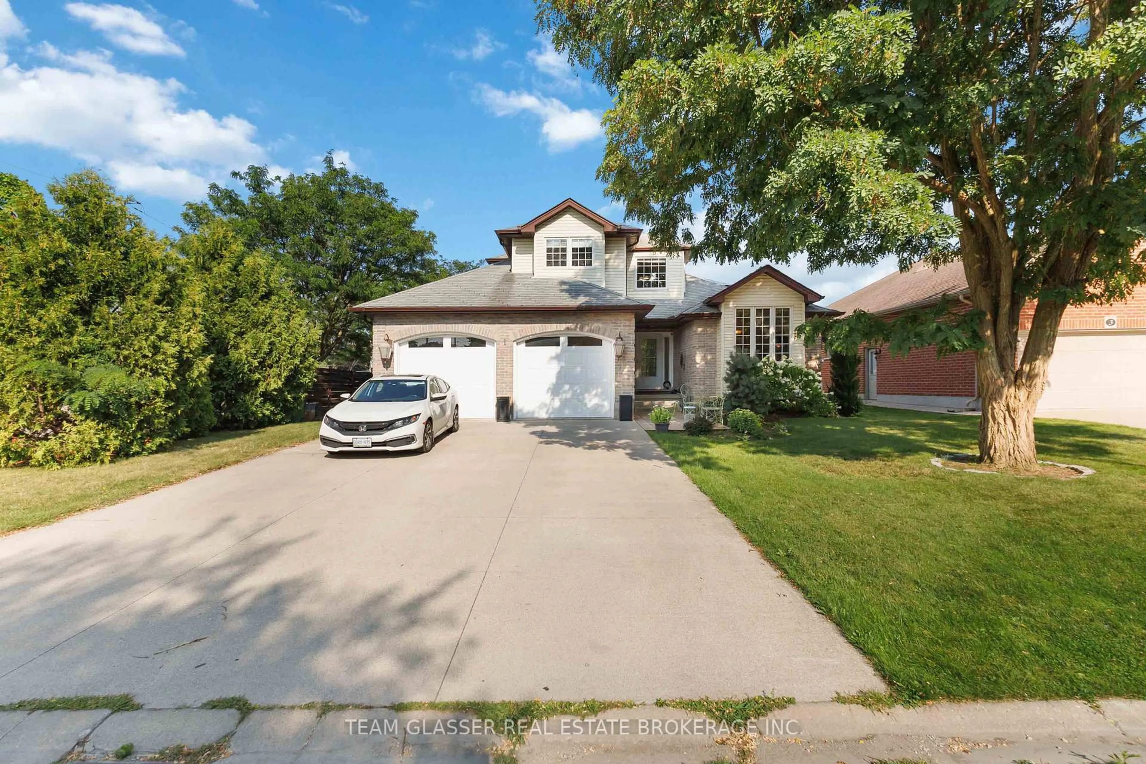 Unknown for 1 HUNTINGTON Terr, St. Thomas Ontario N5R 6H1