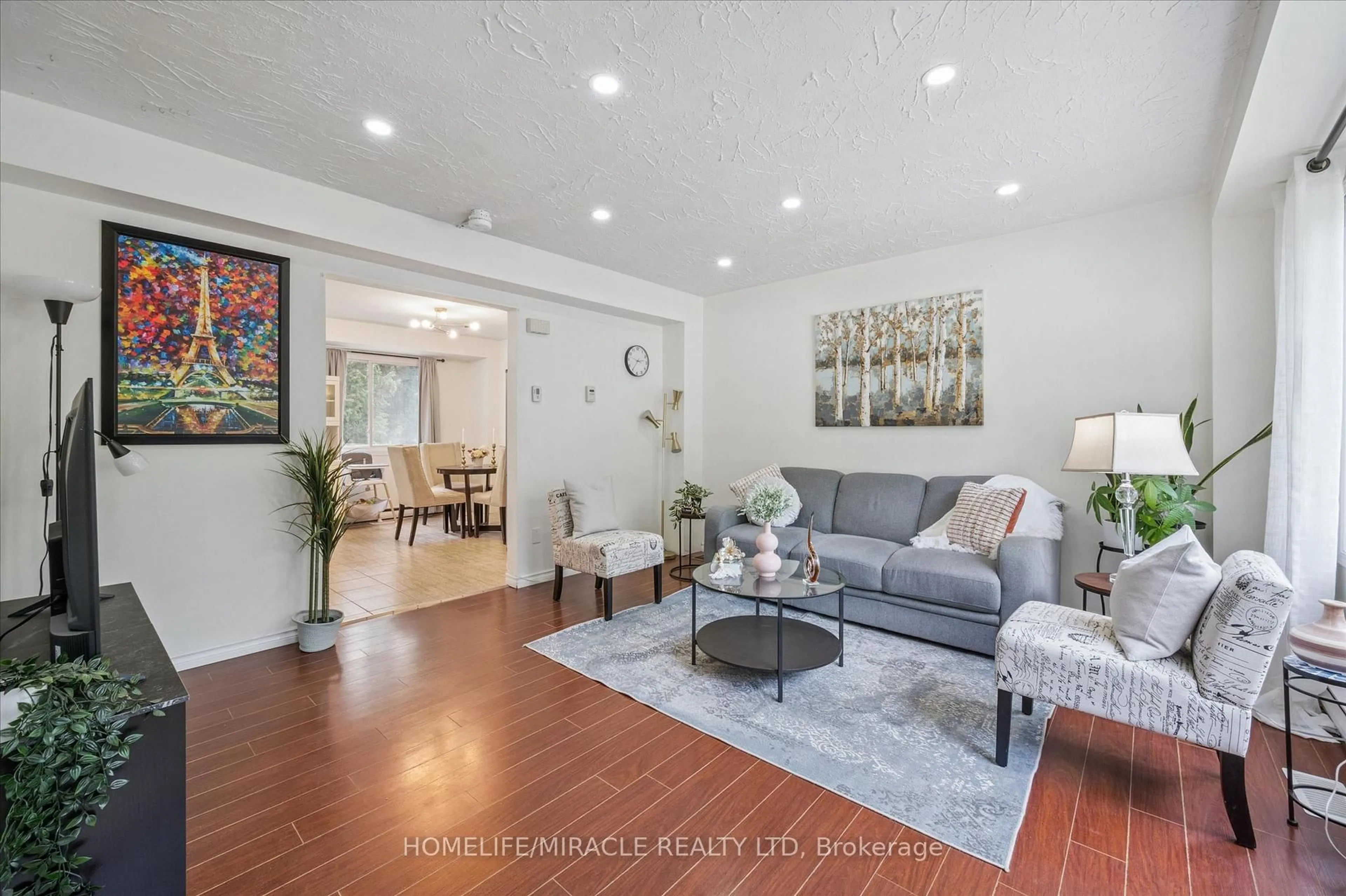 Living room with furniture, unknown for 187 A Cedarvale Cres, Waterloo Ontario N2L 4T3
