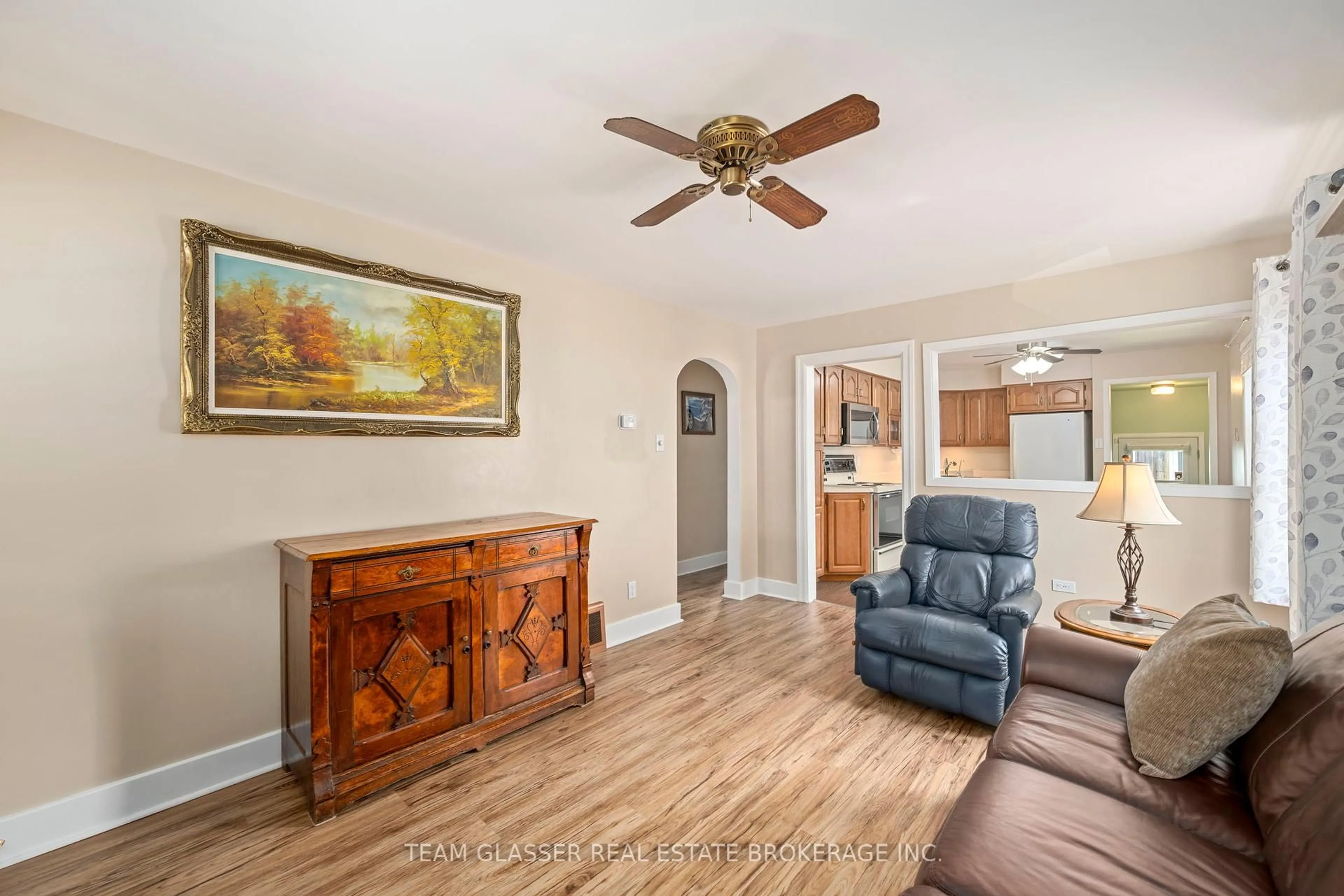 Living room with furniture, unknown for 79 WOODWORTH Ave, St. Thomas Ontario N5P 2J9