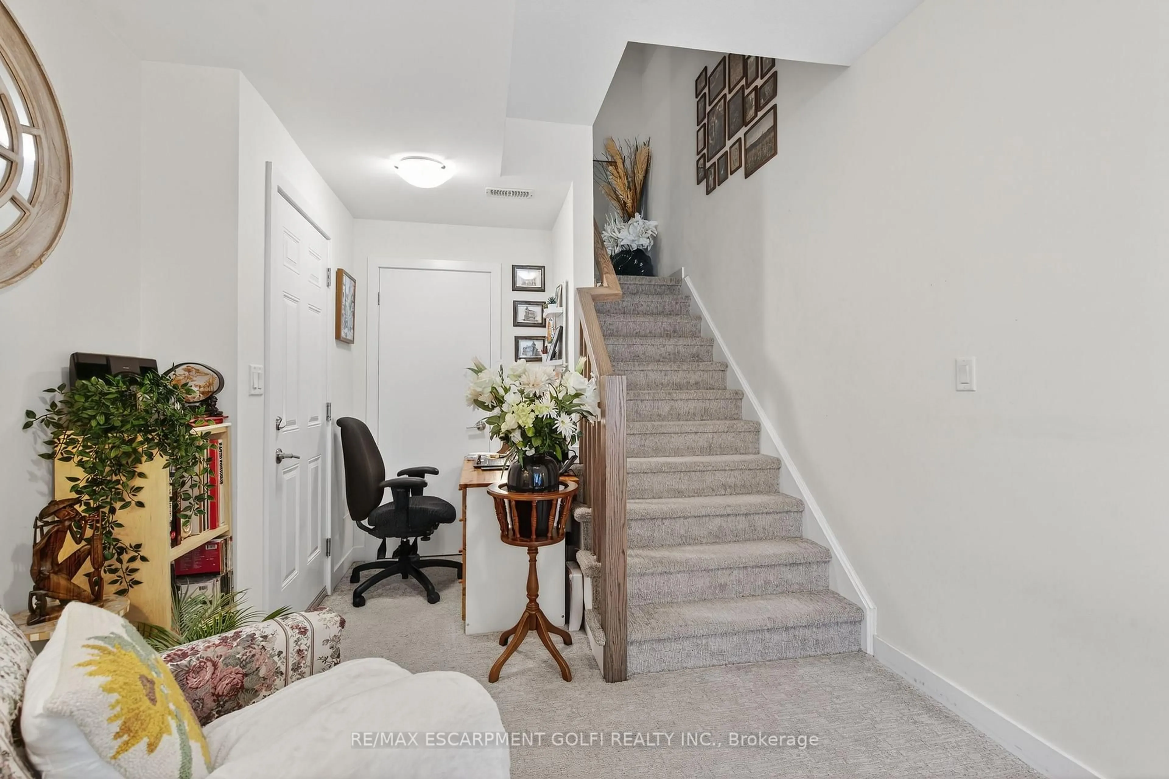 Unknown for 288 GLOVER Rd #21, Hamilton Ontario L8E 5H6