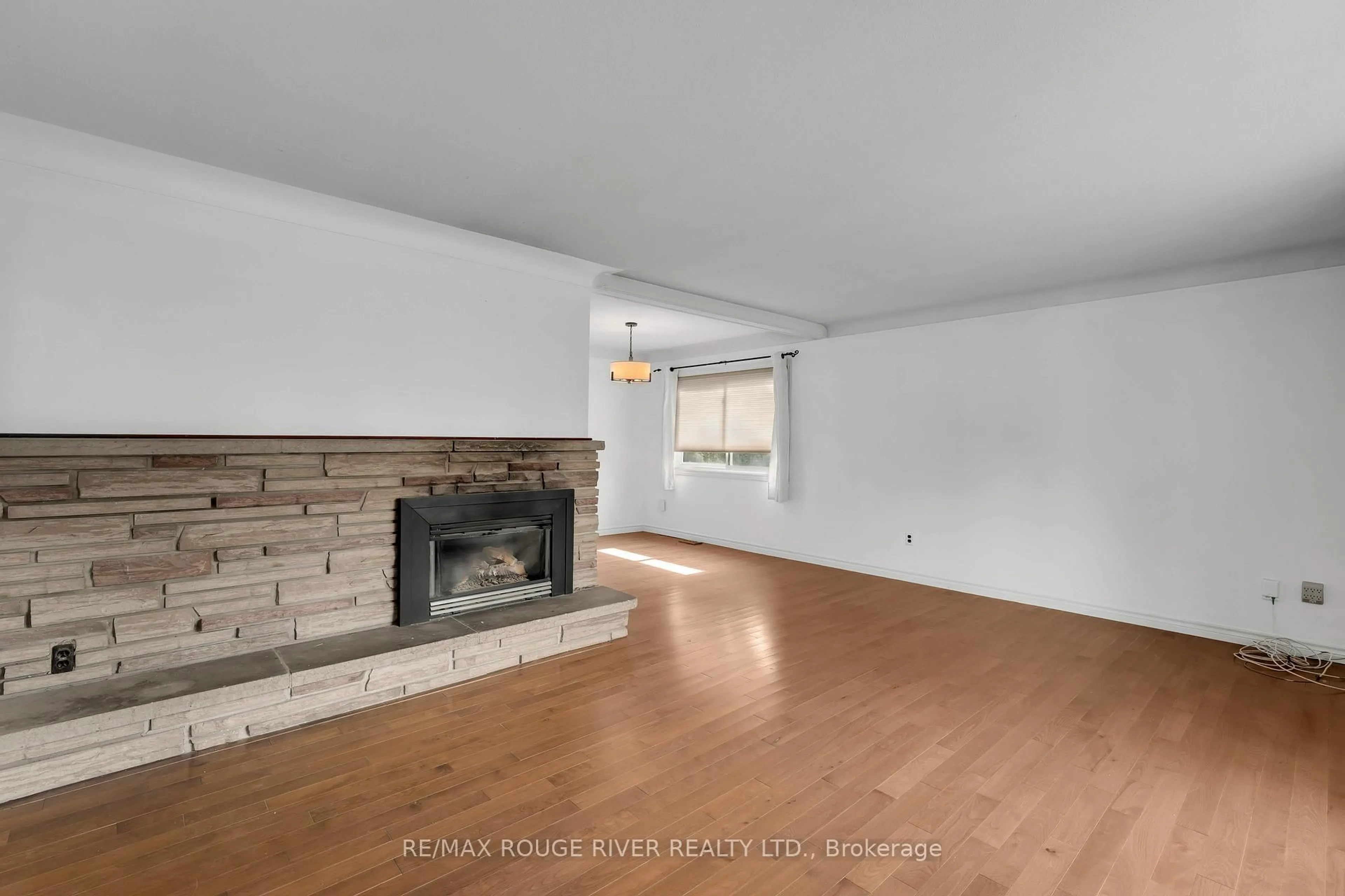 Living room with furniture, unknown for 1261 Prince Charles Dr, Kingston Ontario K7M 5J9