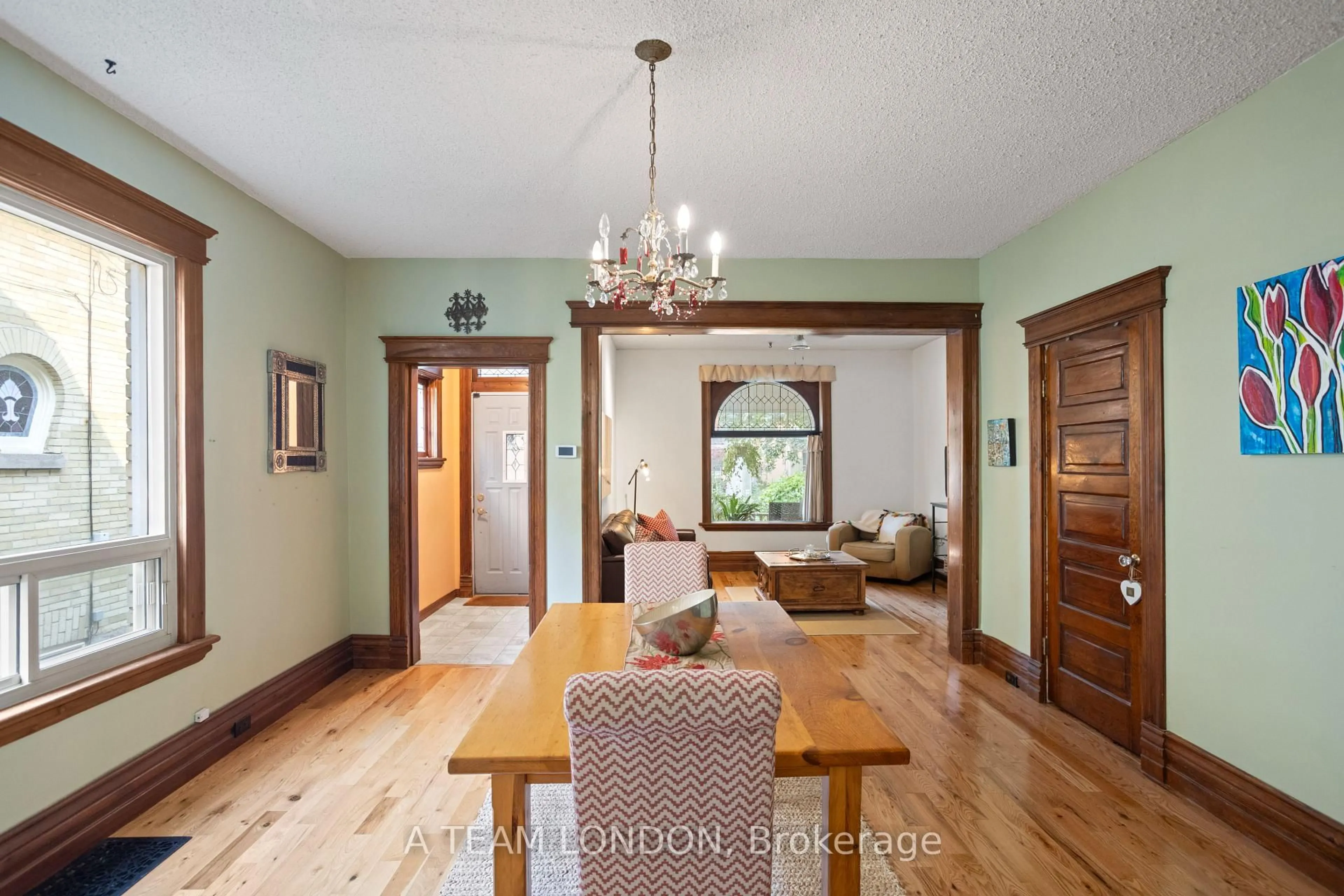 Dining room, wood/laminate floor for 793 Lorne Ave, London East Ontario N5W 3K9