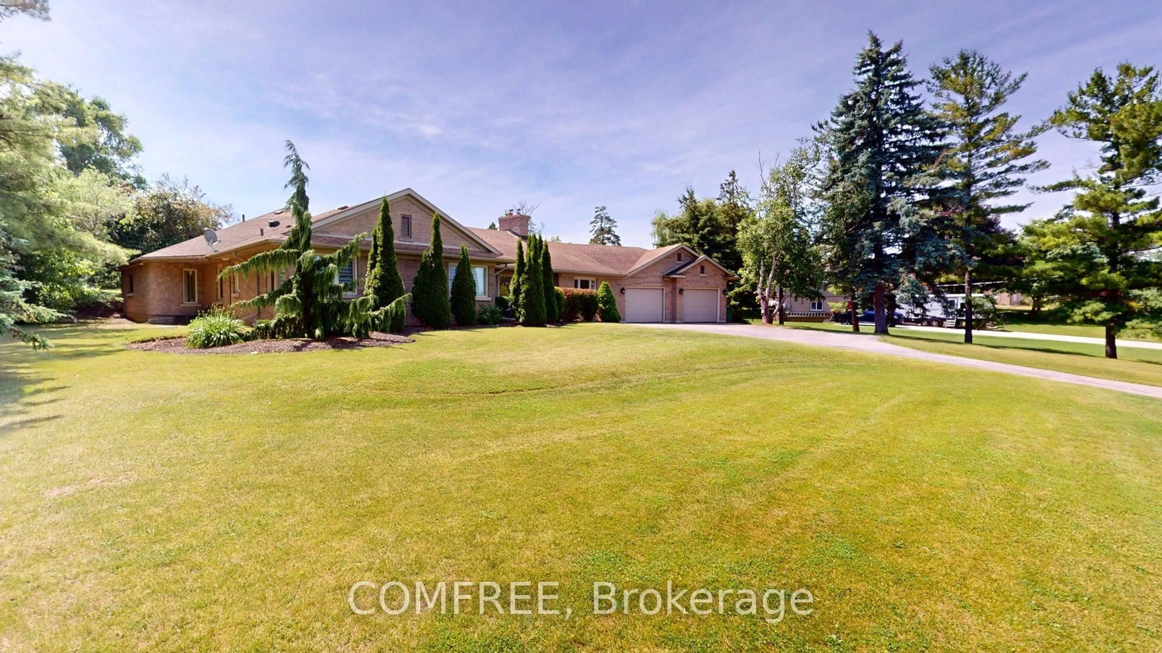 A pic from outside/outdoor area/front of a property/back of a property/a pic from drone, unknown for 477 Fairview St, Wilmot Ontario N3A 1M6