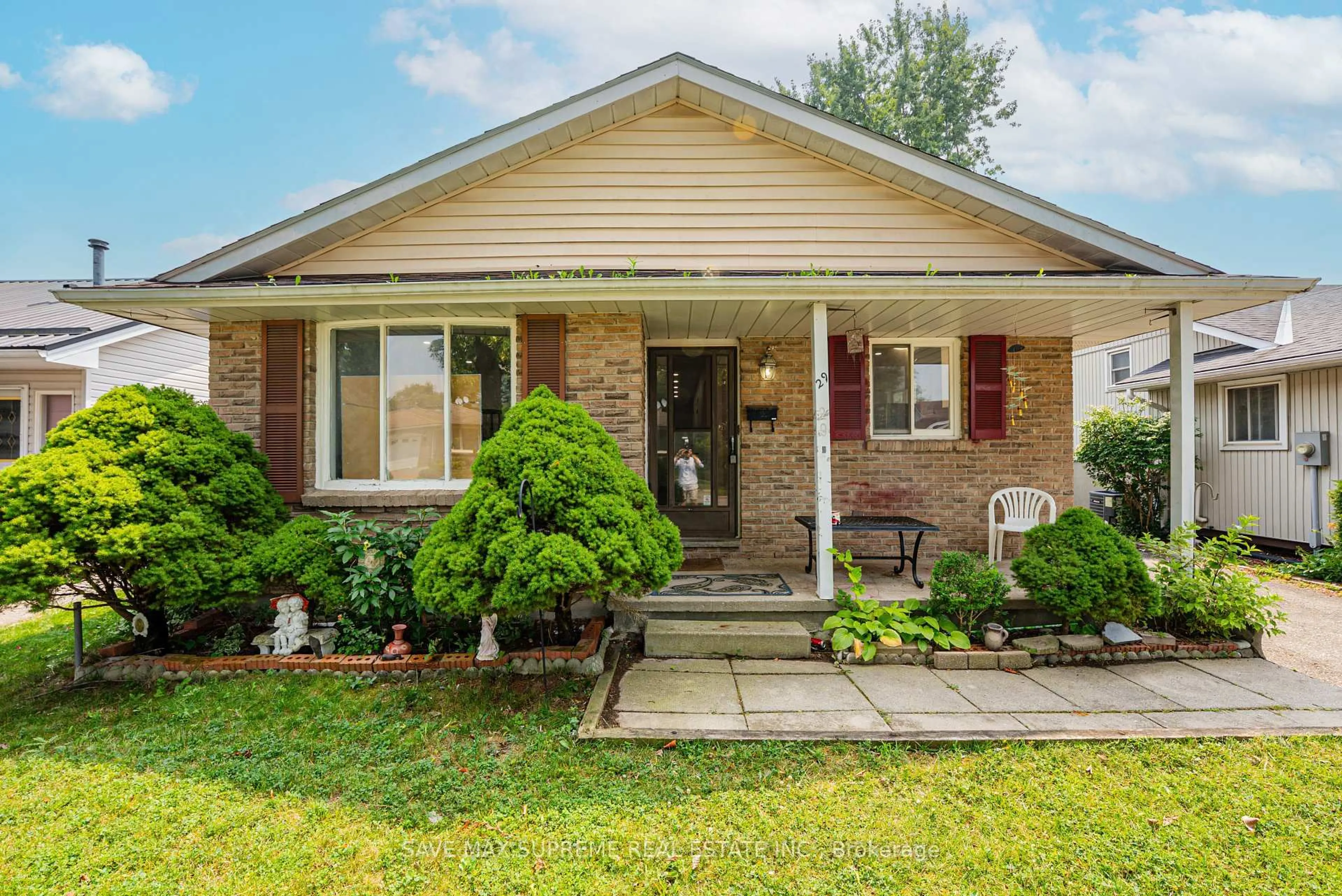 Home with brick exterior material, street for 29 Renny Cres, London South Ontario N6E 2C4