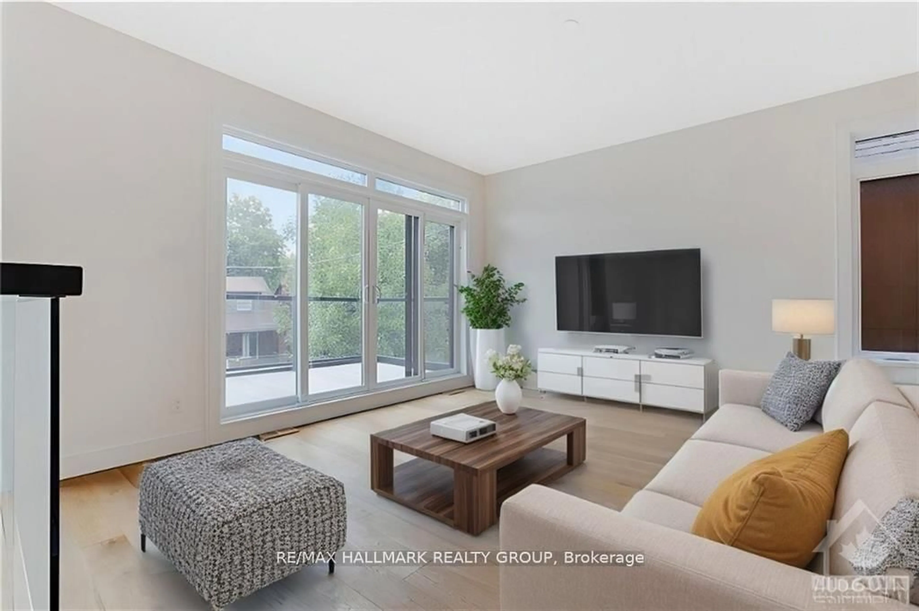 Living room with furniture, unknown for 14 THORNTON Ave, Ottawa Ontario K1S 2R9