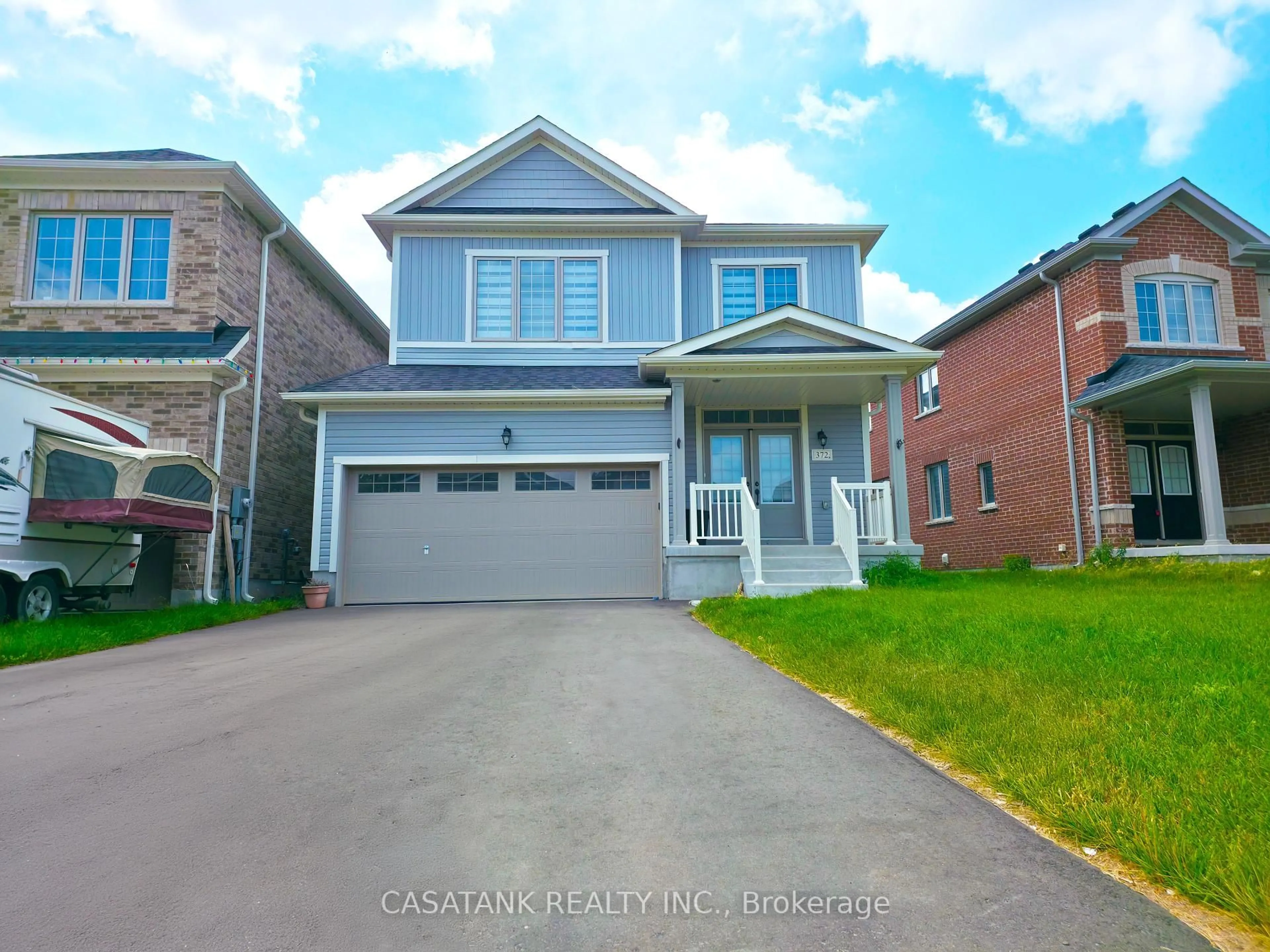 Home with vinyl exterior material, street for 372 Leanne Lane, Shelburne Ontario L9V 3Y6