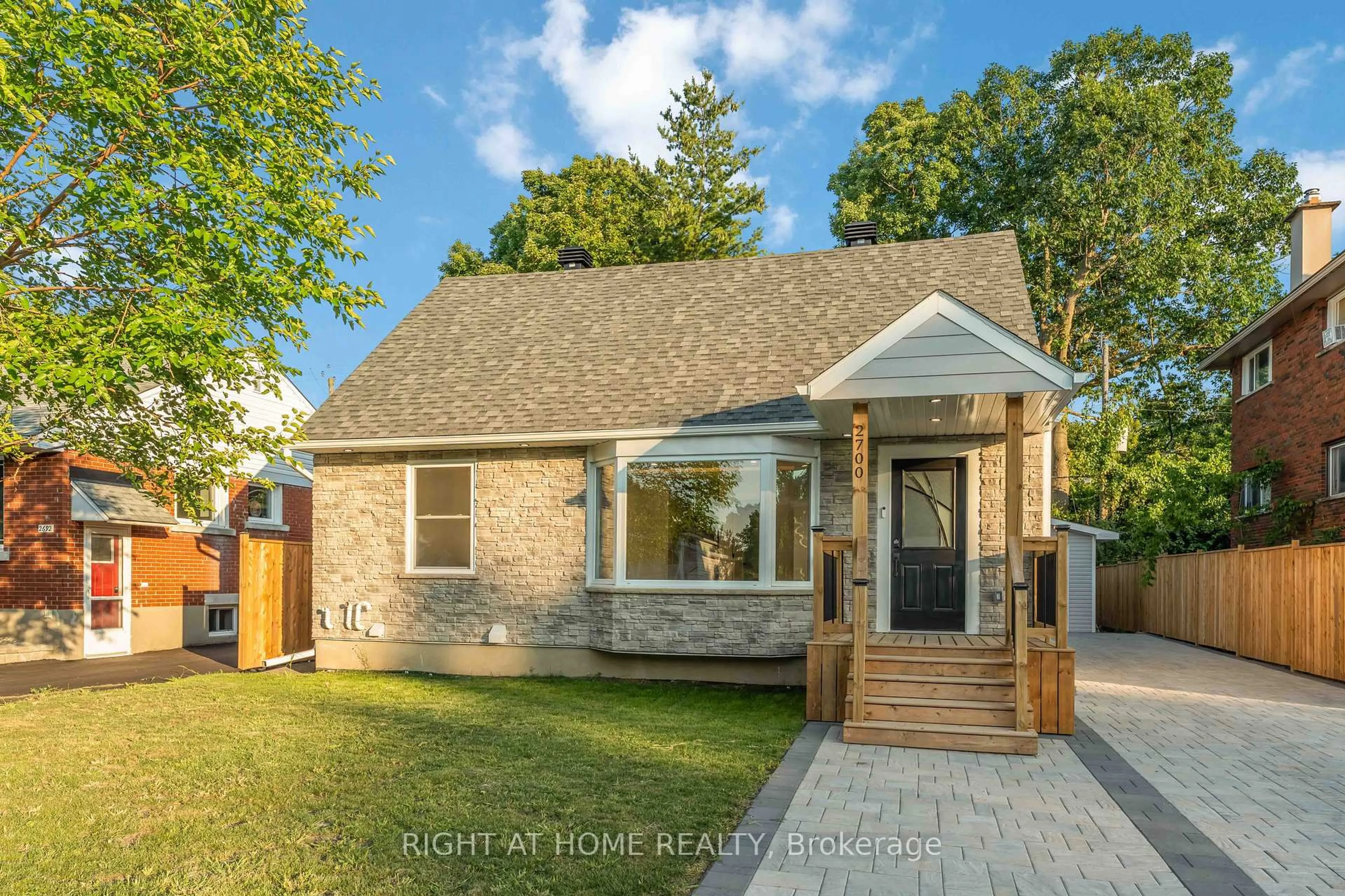 Home with brick exterior material, street for 2700 Priscilla St, Ottawa Ontario K2B 7E2