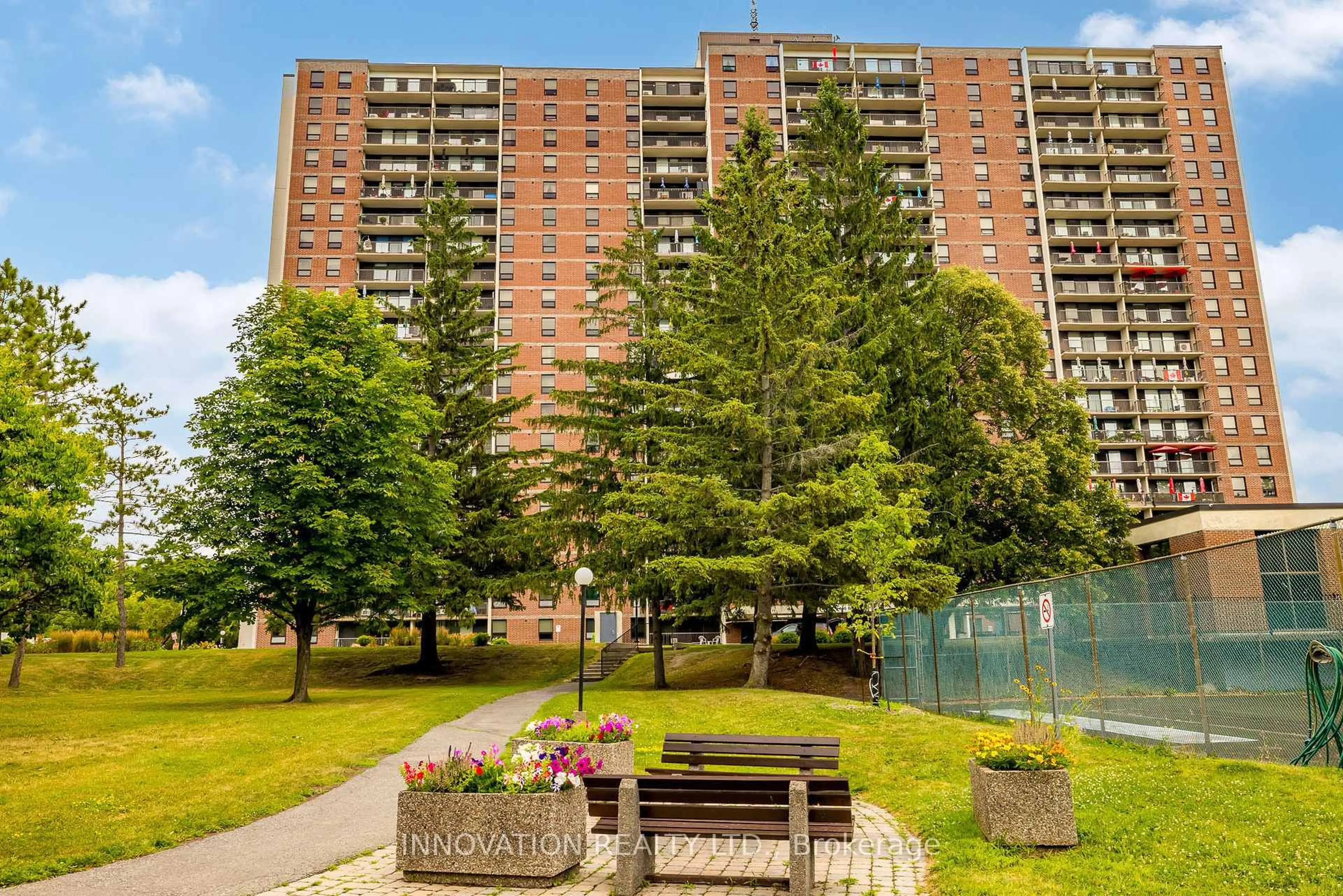 Patio, unknown for 665 Bathgate Dr #307, Ottawa Ontario K1K 3Y4