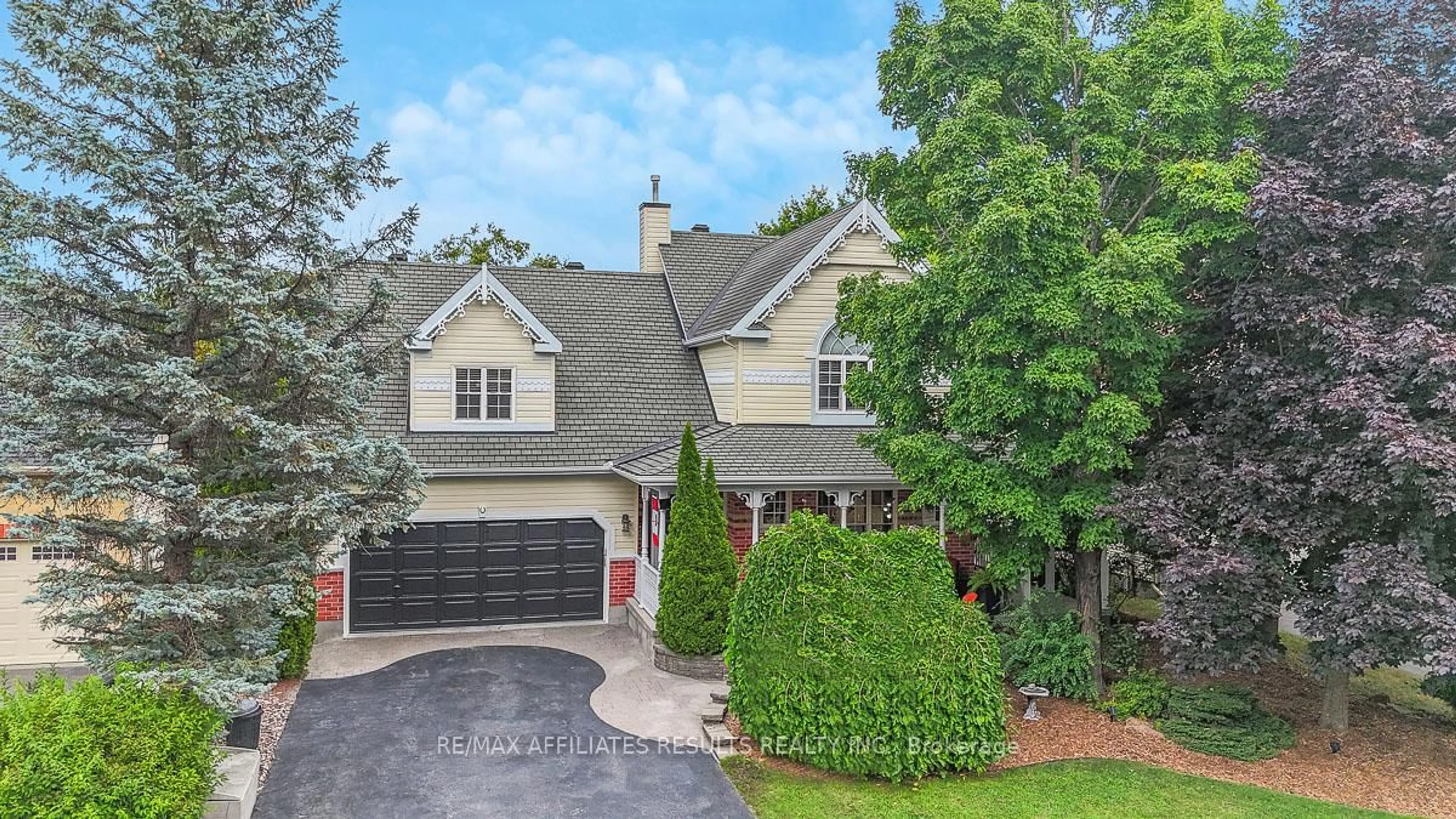 Unknown for 35 Crantham Cres, Ottawa Ontario K2S 1R2