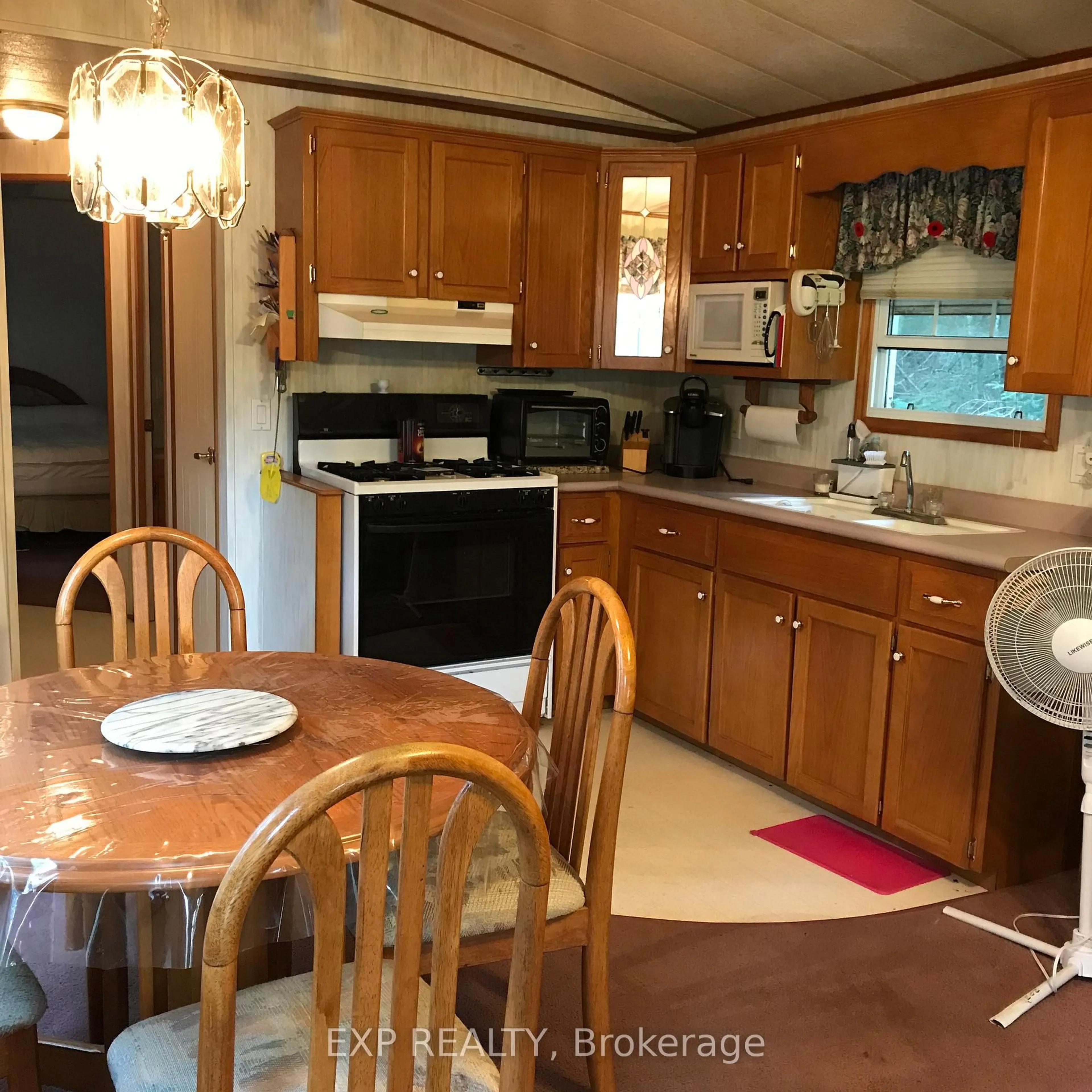 Standard kitchen, unknown for 2186 Salerno Lake Rd, Minden Hills Ontario K0M 1X0