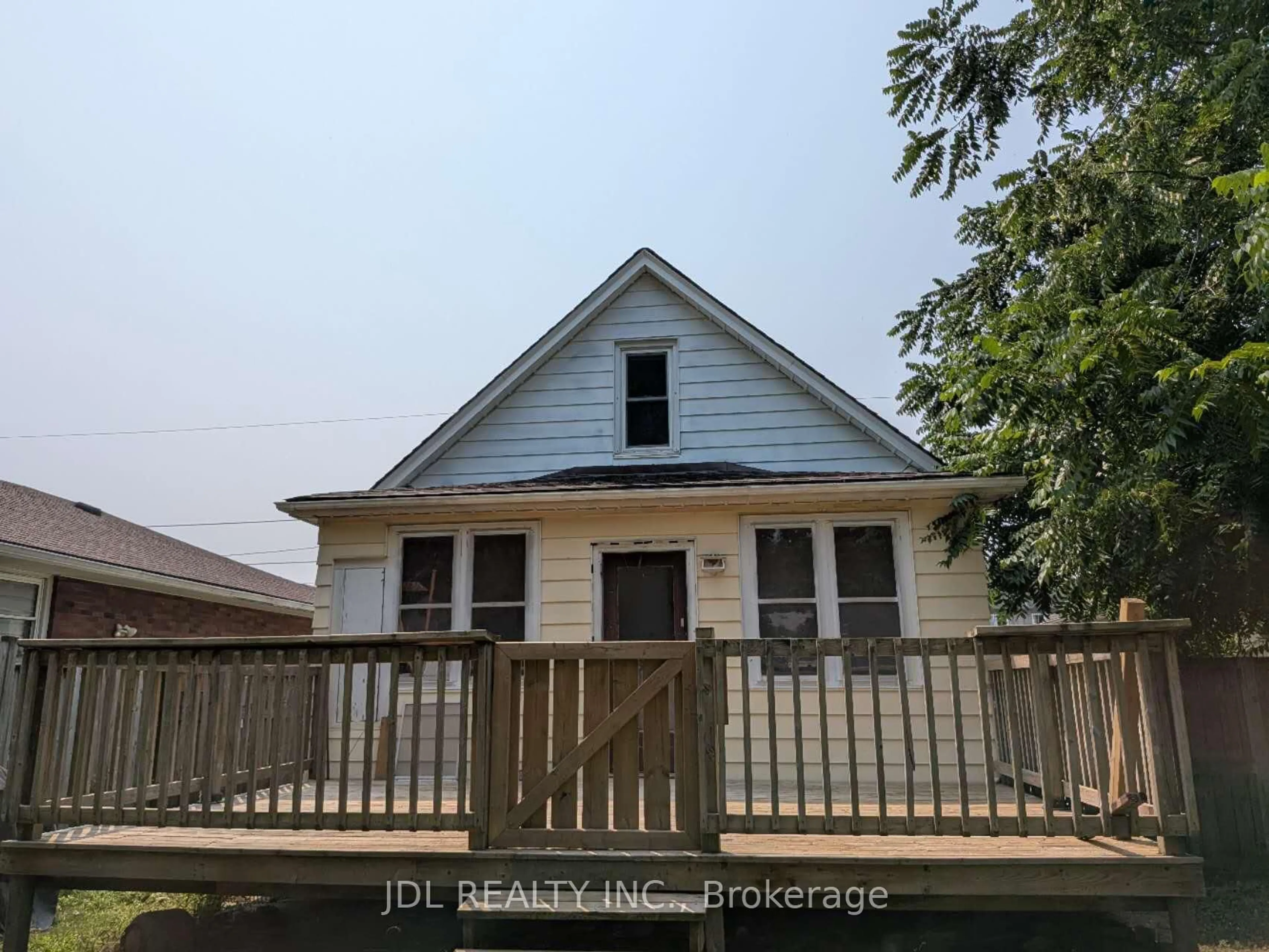 Unknown for 6269 Ash St, Niagara Falls Ontario L2G 2H4