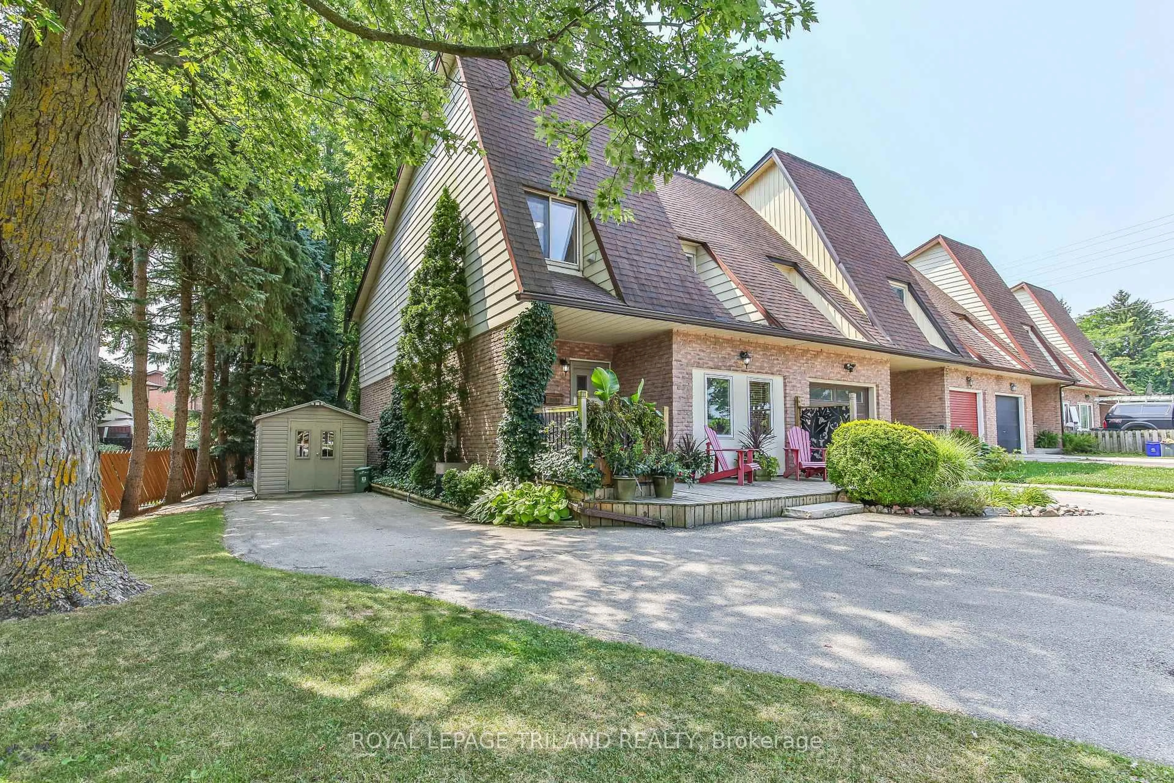 Home with brick exterior material, street for 2030 ALDERSBROOK Rd, London North Ontario N6G 3N3