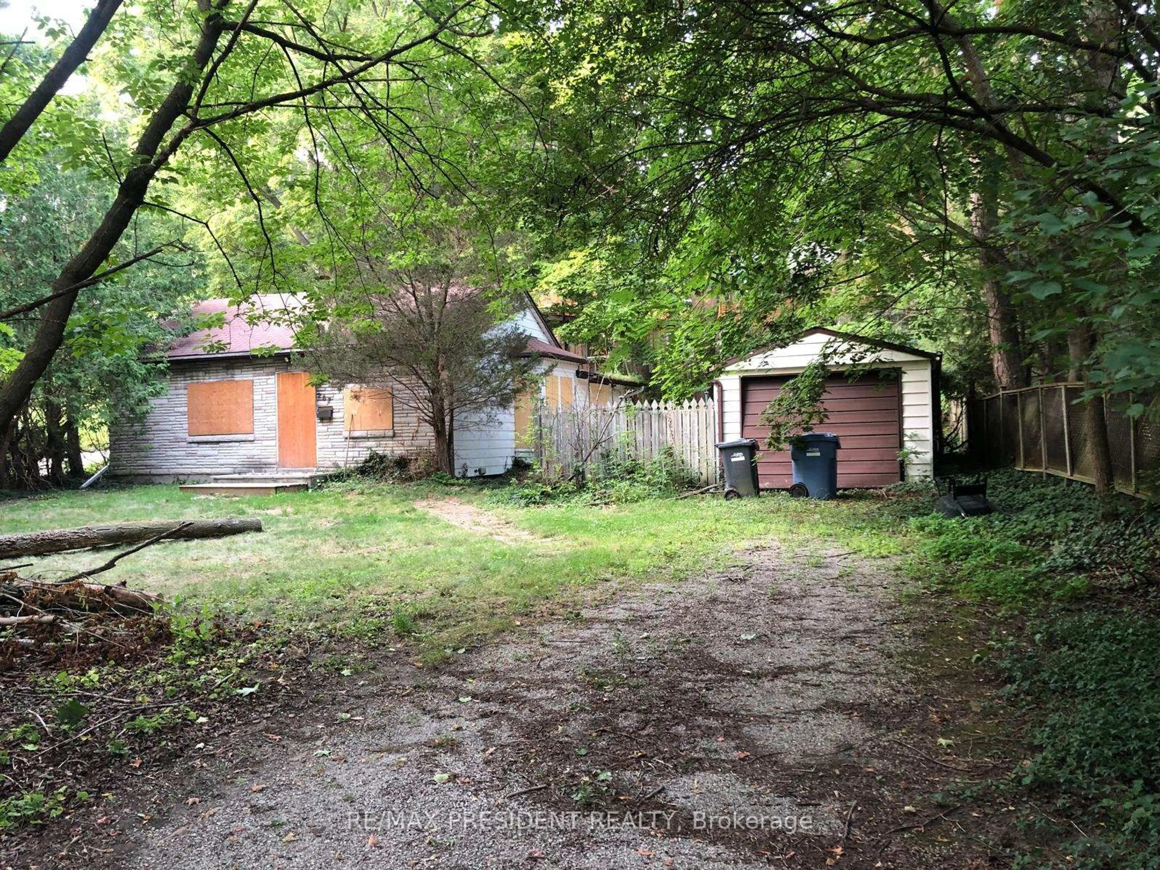 Shed for 267 ARTHUR St, Guelph Ontario N1E 4W1
