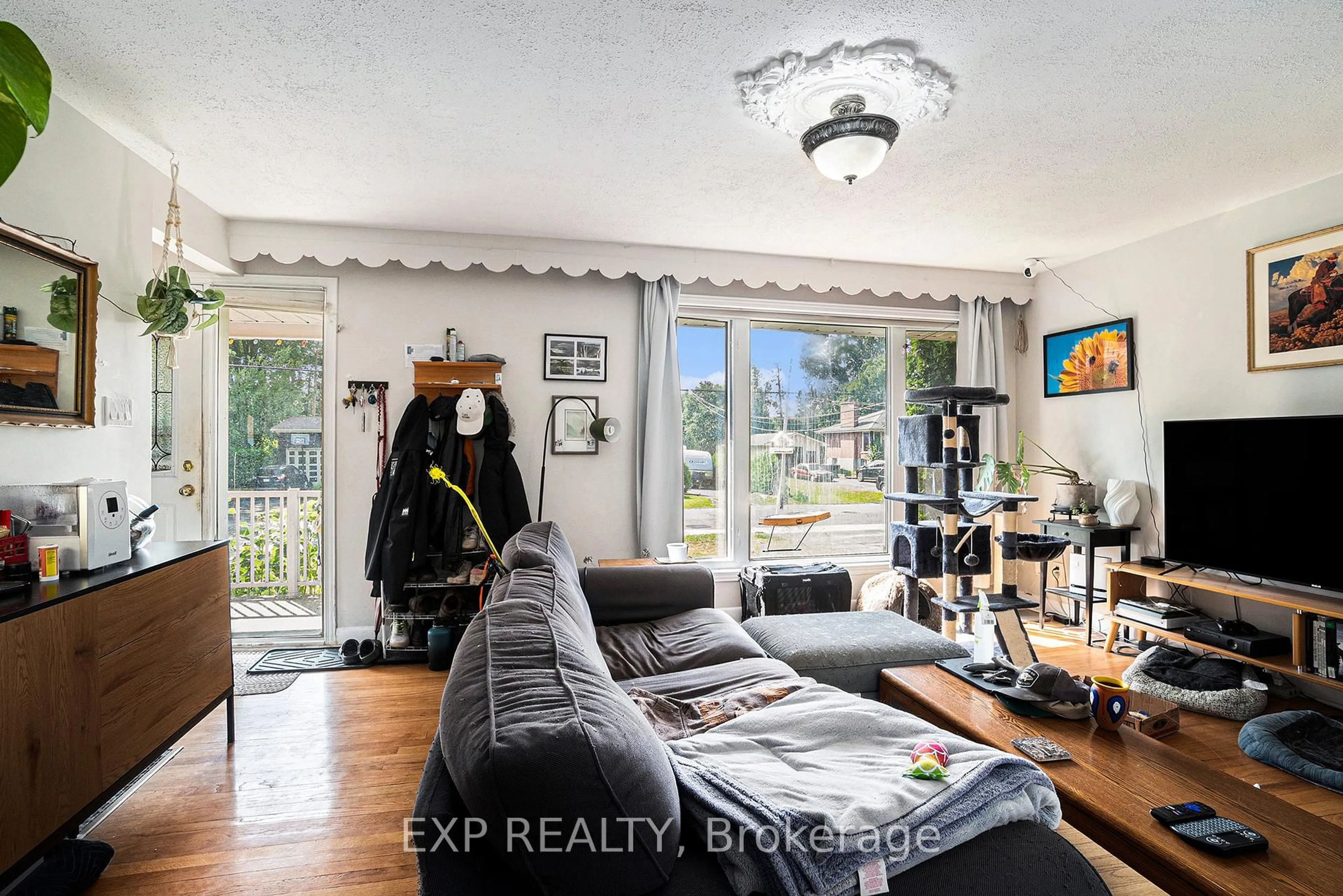 Unknown for 113 Ridgefield Cres, Ottawa Ontario K2H 6T4