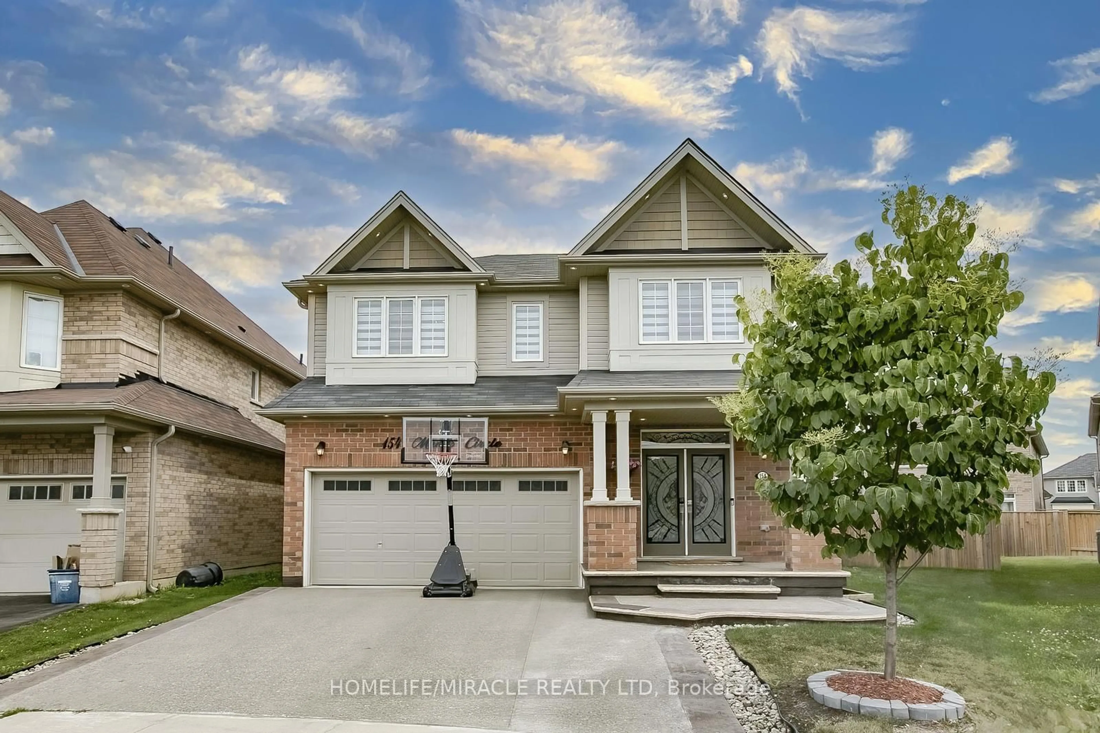 Home with brick exterior material, street for 154 Munro Circ, Brantford Ontario N3T 5L6