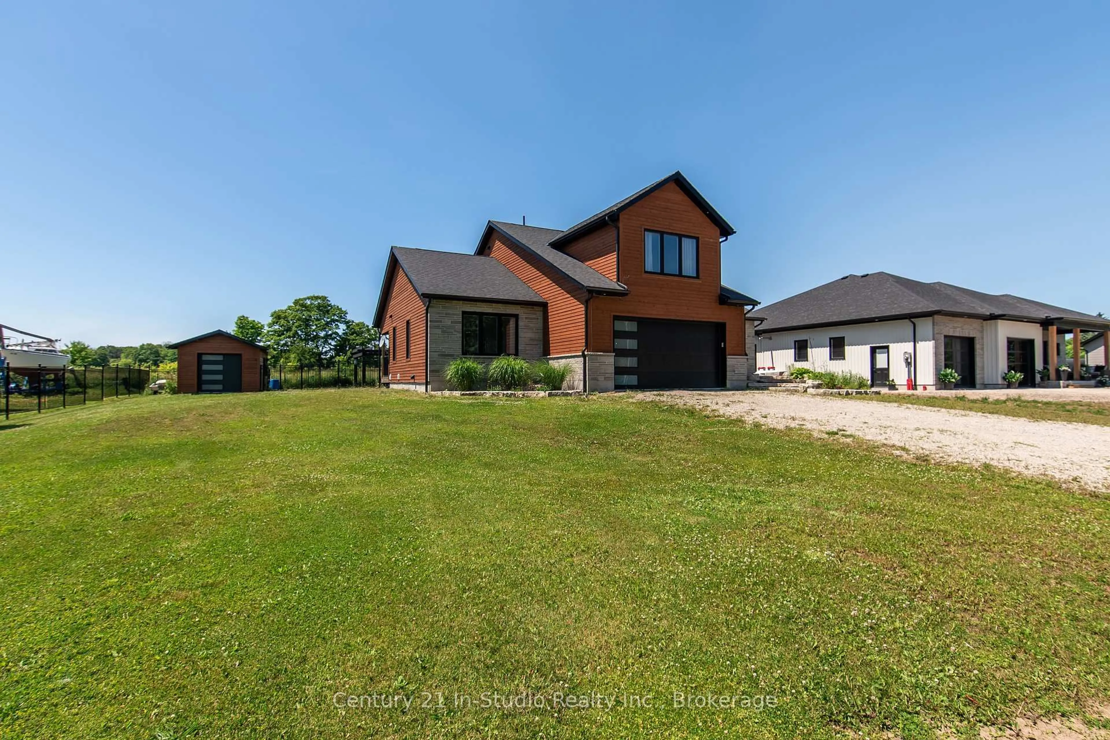 A pic from outside/outdoor area/front of a property/back of a property/a pic from drone, building for 67 Everett Rd, South Bruce Peninsula Ontario N0H 2T0
