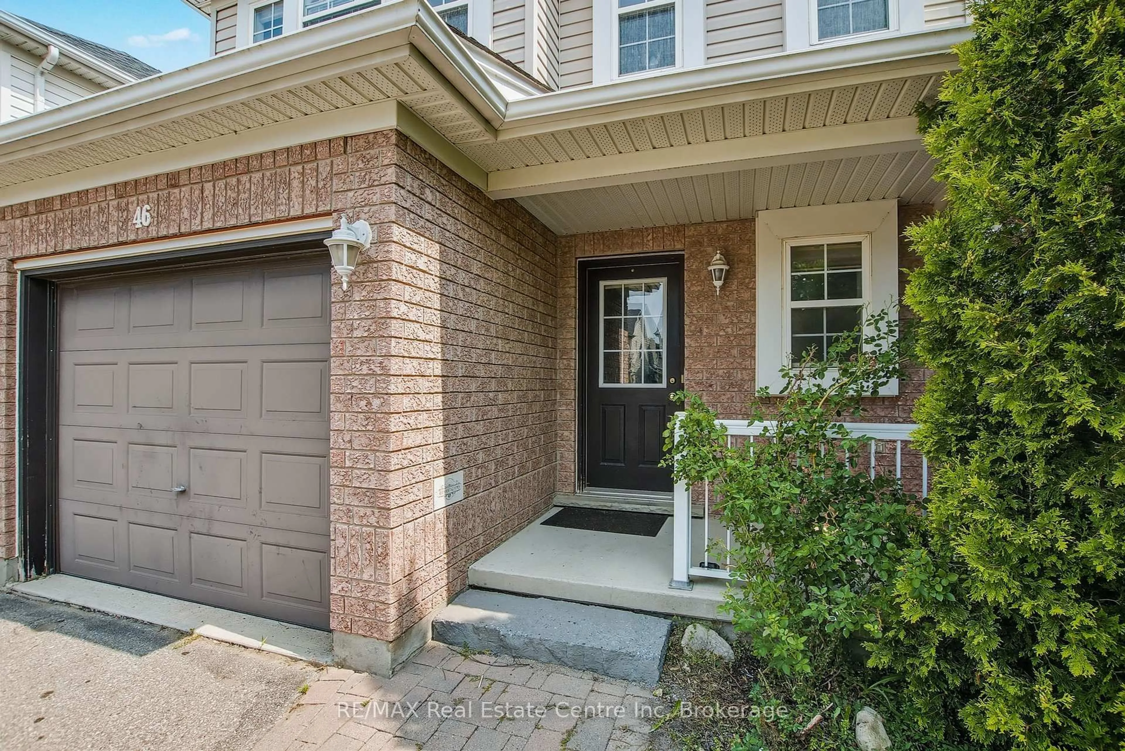 Home with brick exterior material, street for 46 Sinclair St, Guelph Ontario N1L 1R8