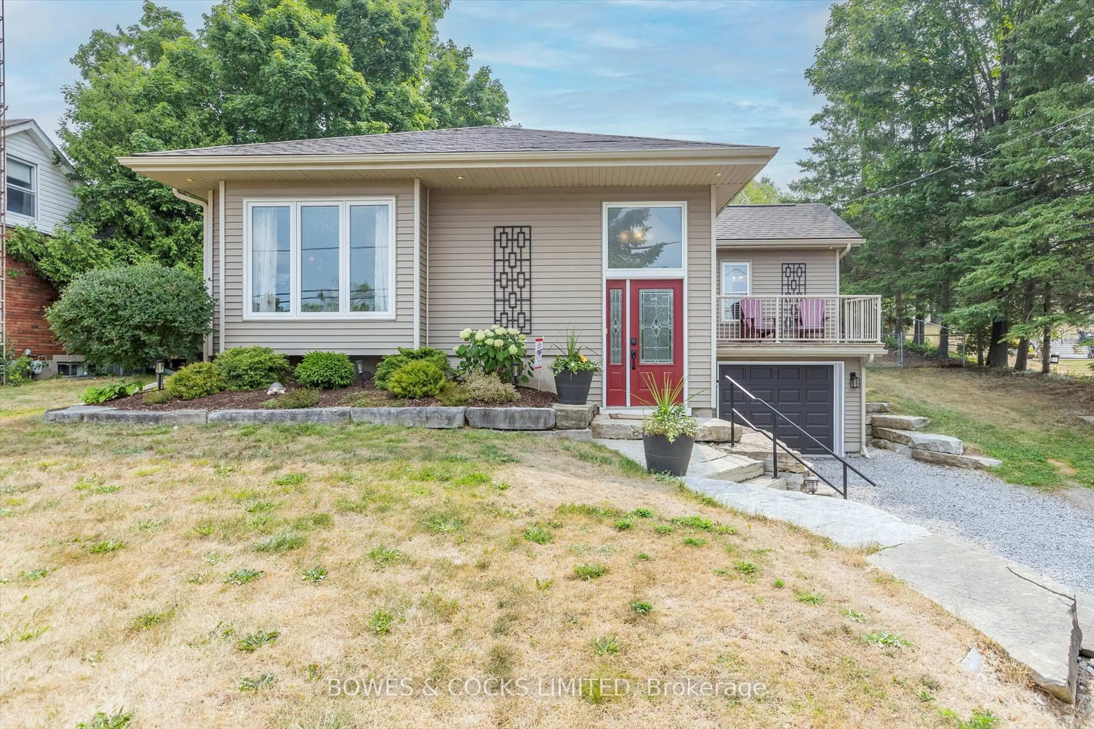 Home with vinyl exterior material, street for 3088 Lakefield Rd, Selwyn Ontario K9J 6X5