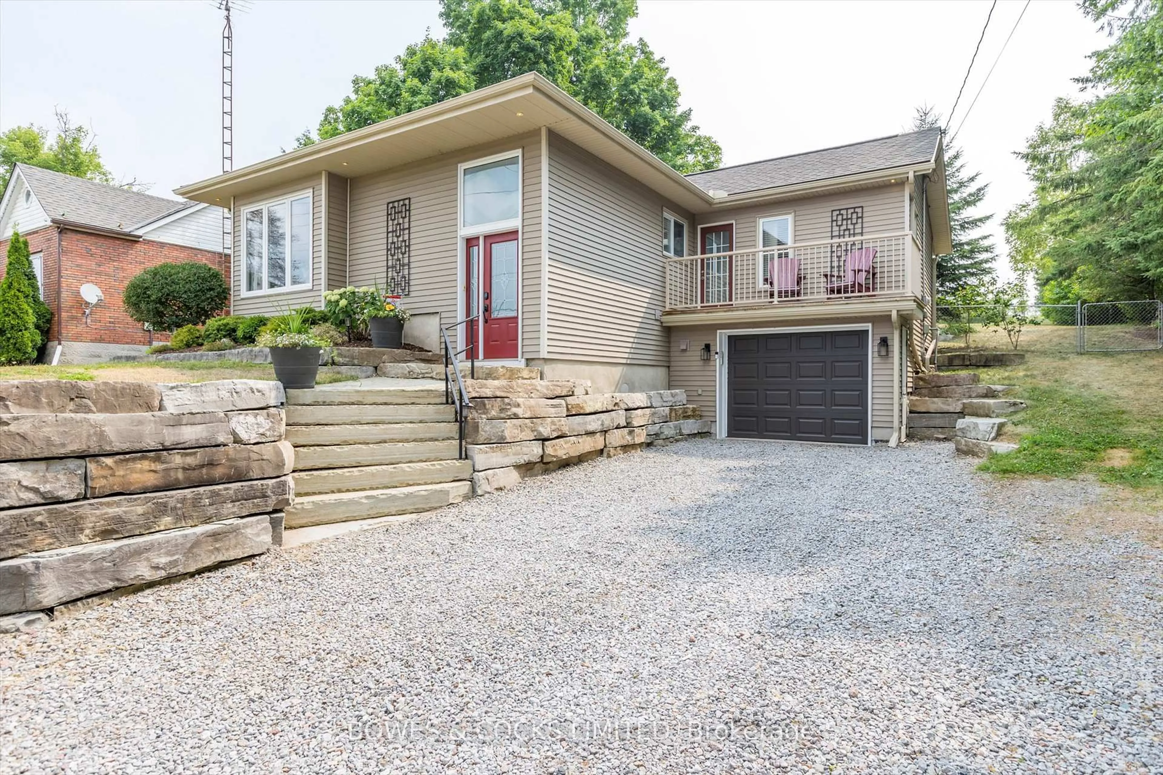 Home with vinyl exterior material, street for 3088 Lakefield Rd, Selwyn Ontario K9J 6X5