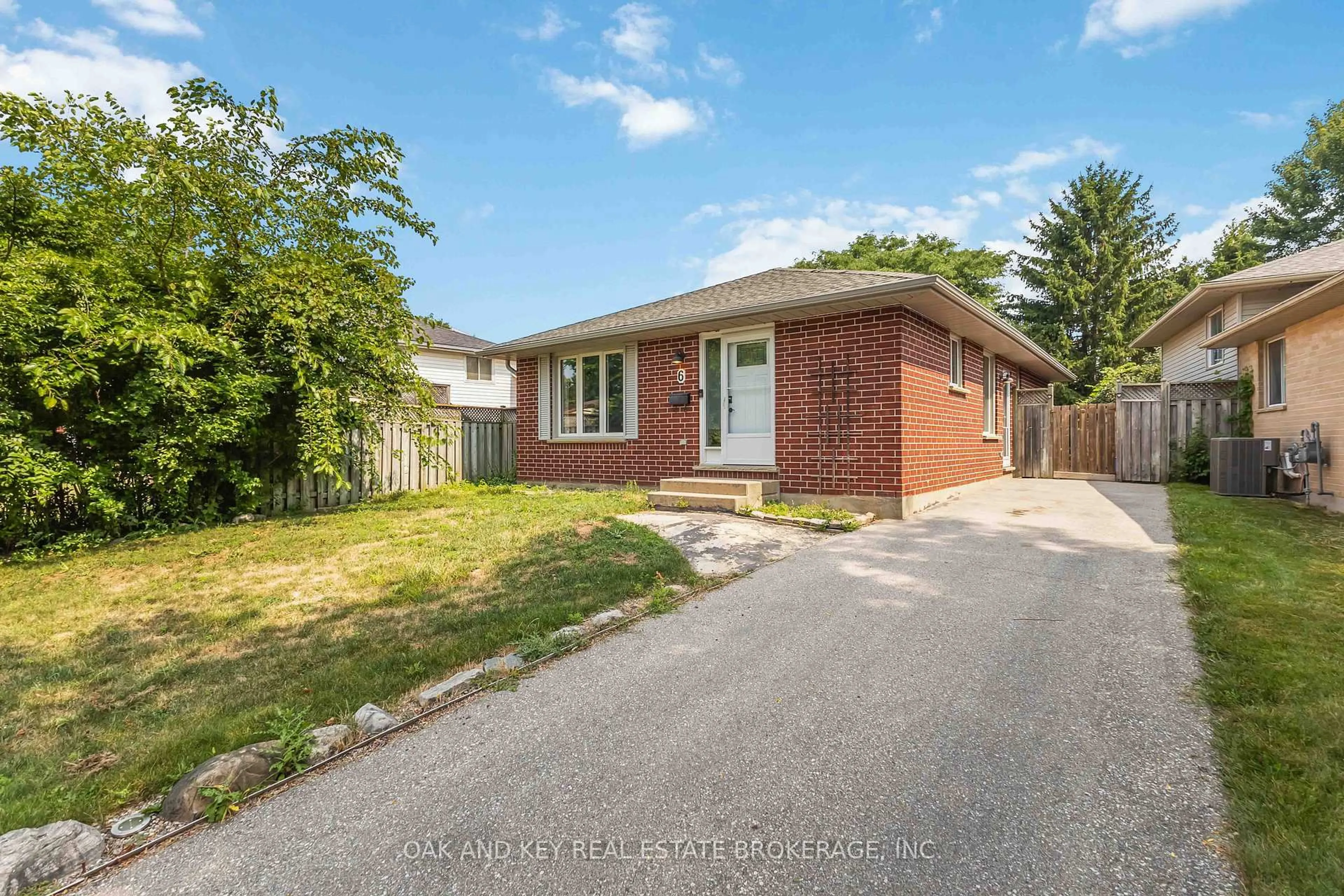 Home with brick exterior material, street for 6 WEYMOUTH Dr, London East Ontario N5V 4E7
