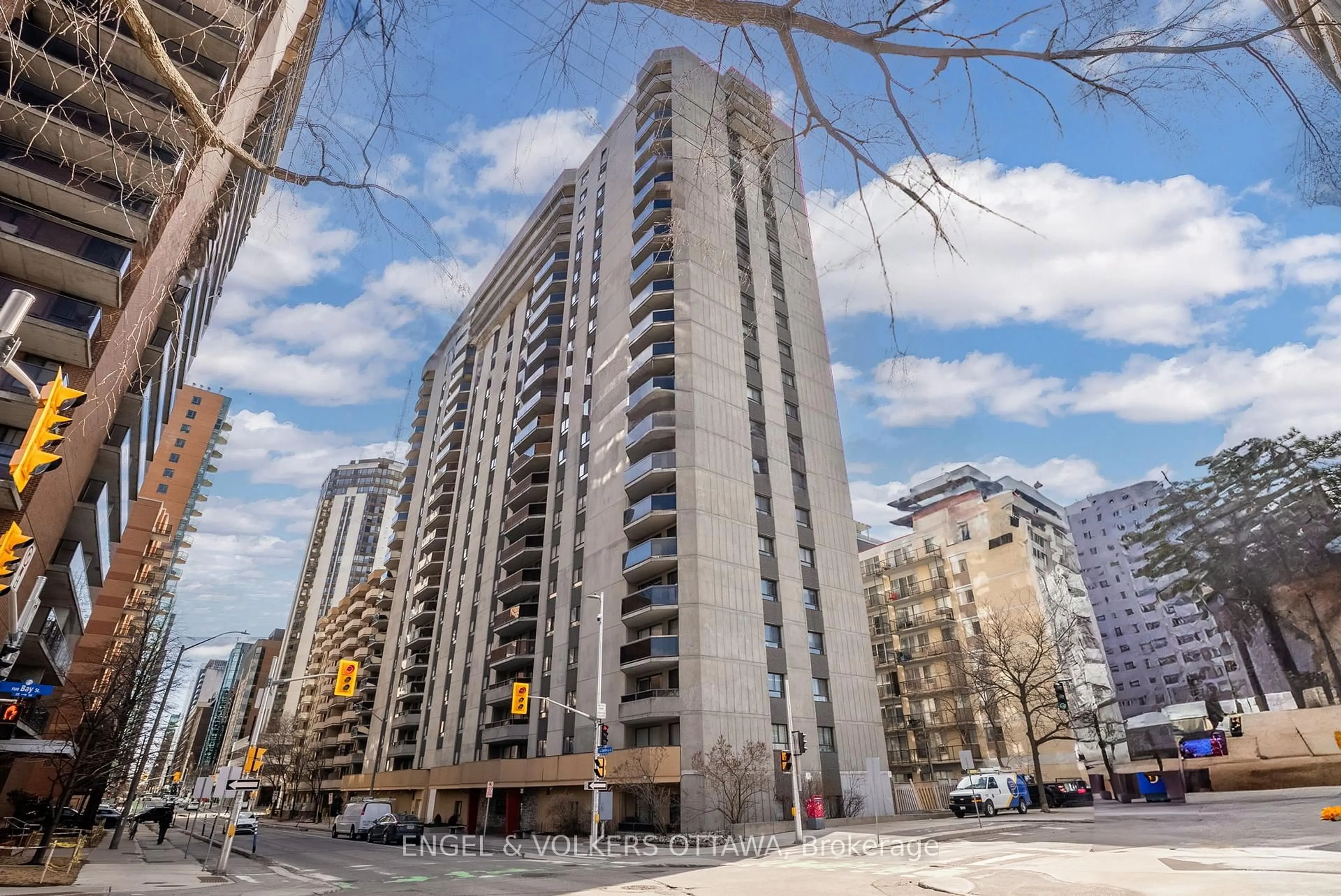 Unknown for 470 Laurier Ave #905, Ottawa Ontario K1R 7W9