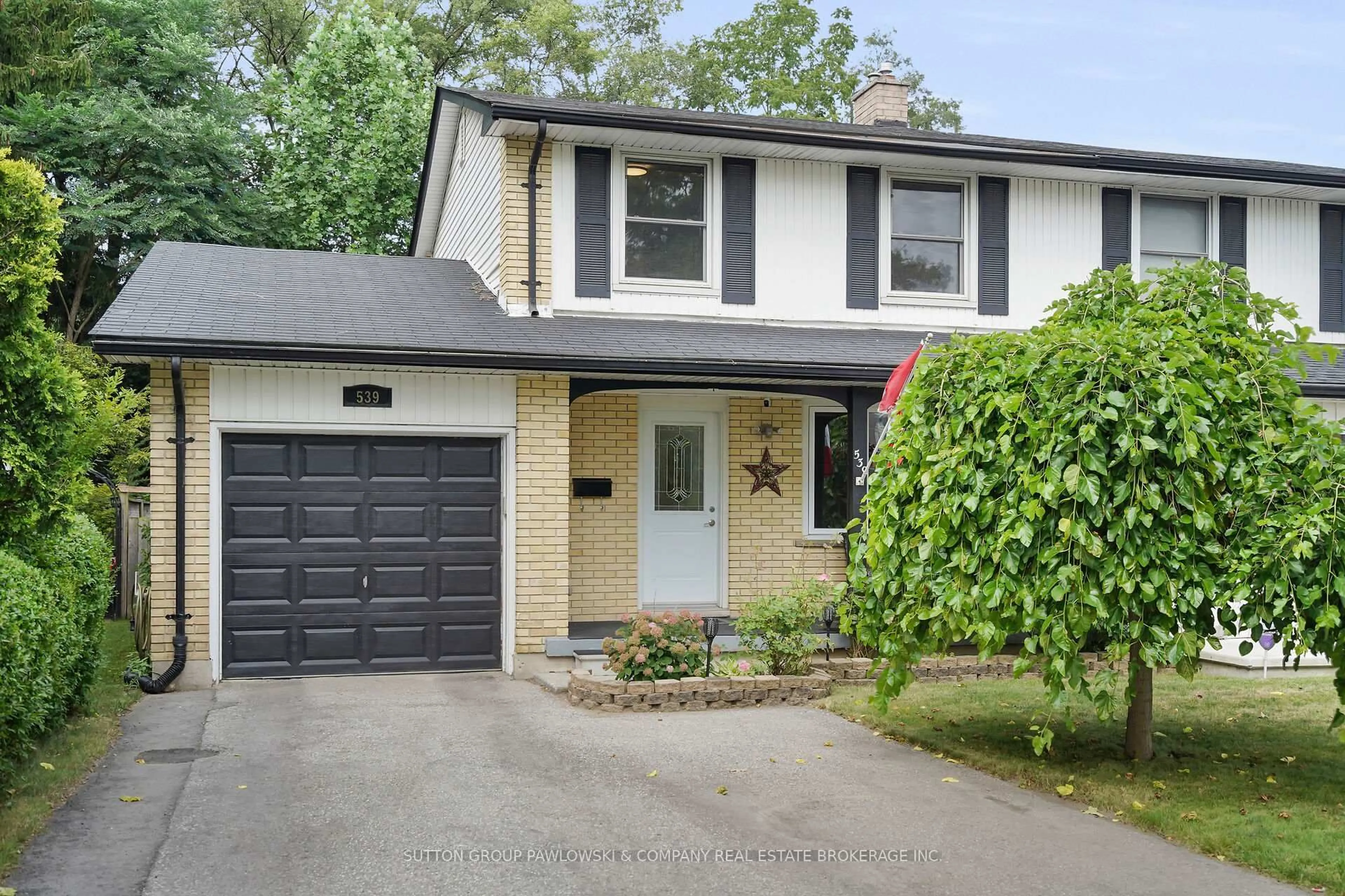 Unknown for 539 Viscount Rd, London South Ontario N6J 2Y1