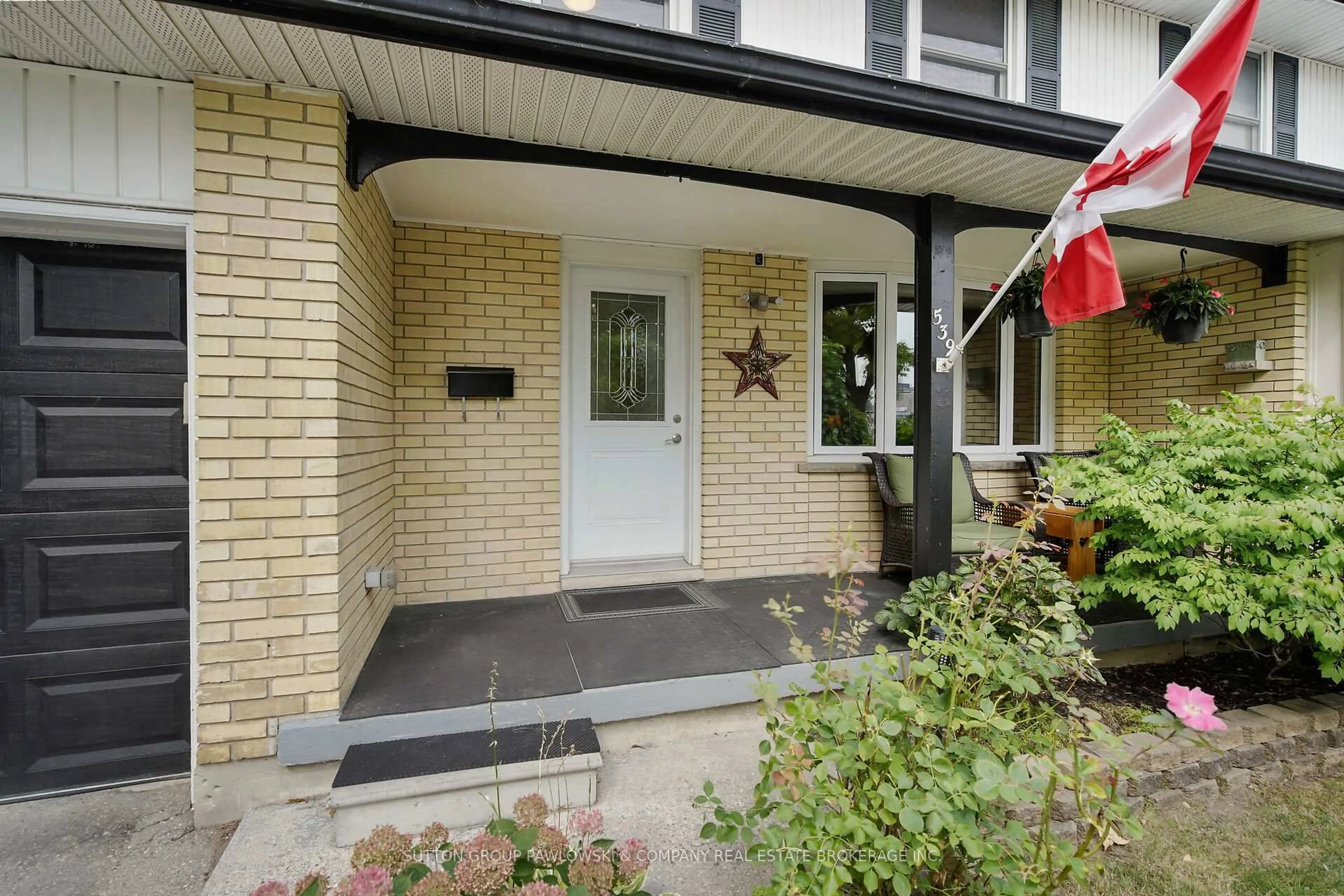 Unknown for 539 Viscount Rd, London South Ontario N6J 2Y1