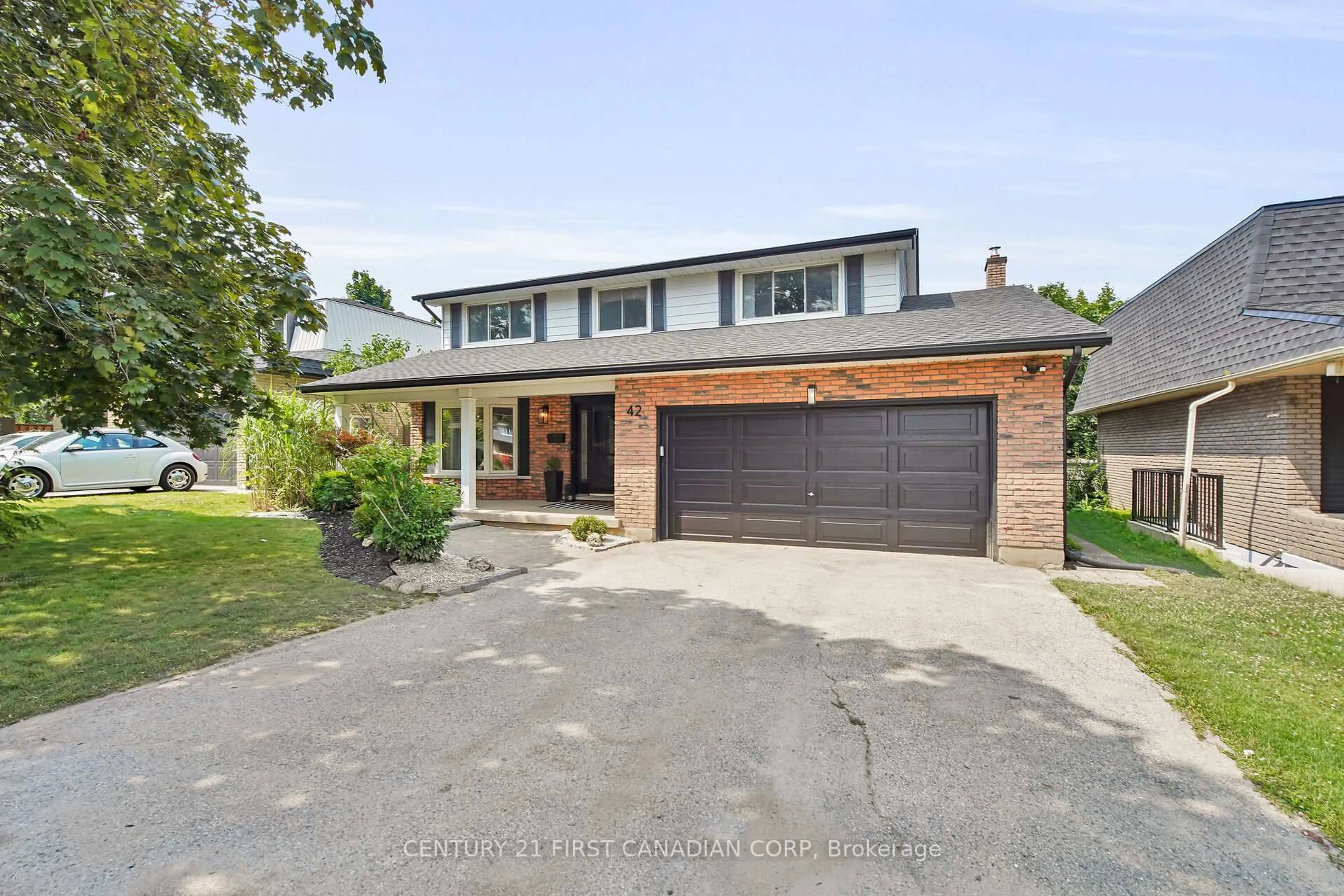 Home with brick exterior material, street for 42 Pinegrove Cres, London South Ontario N6J 3Y9