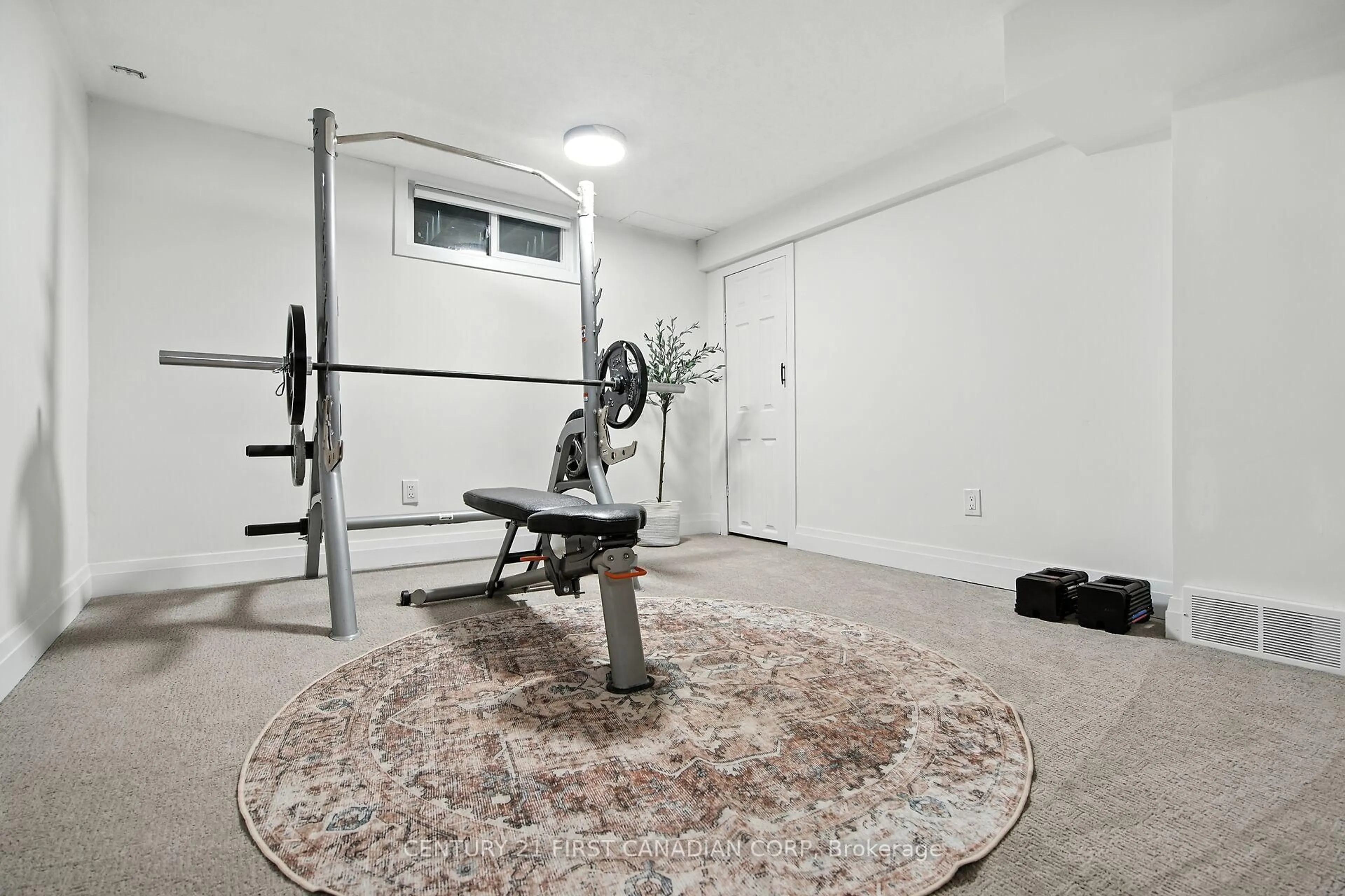 Gym or fitness room for 42 Pinegrove Cres, London South Ontario N6J 3Y9