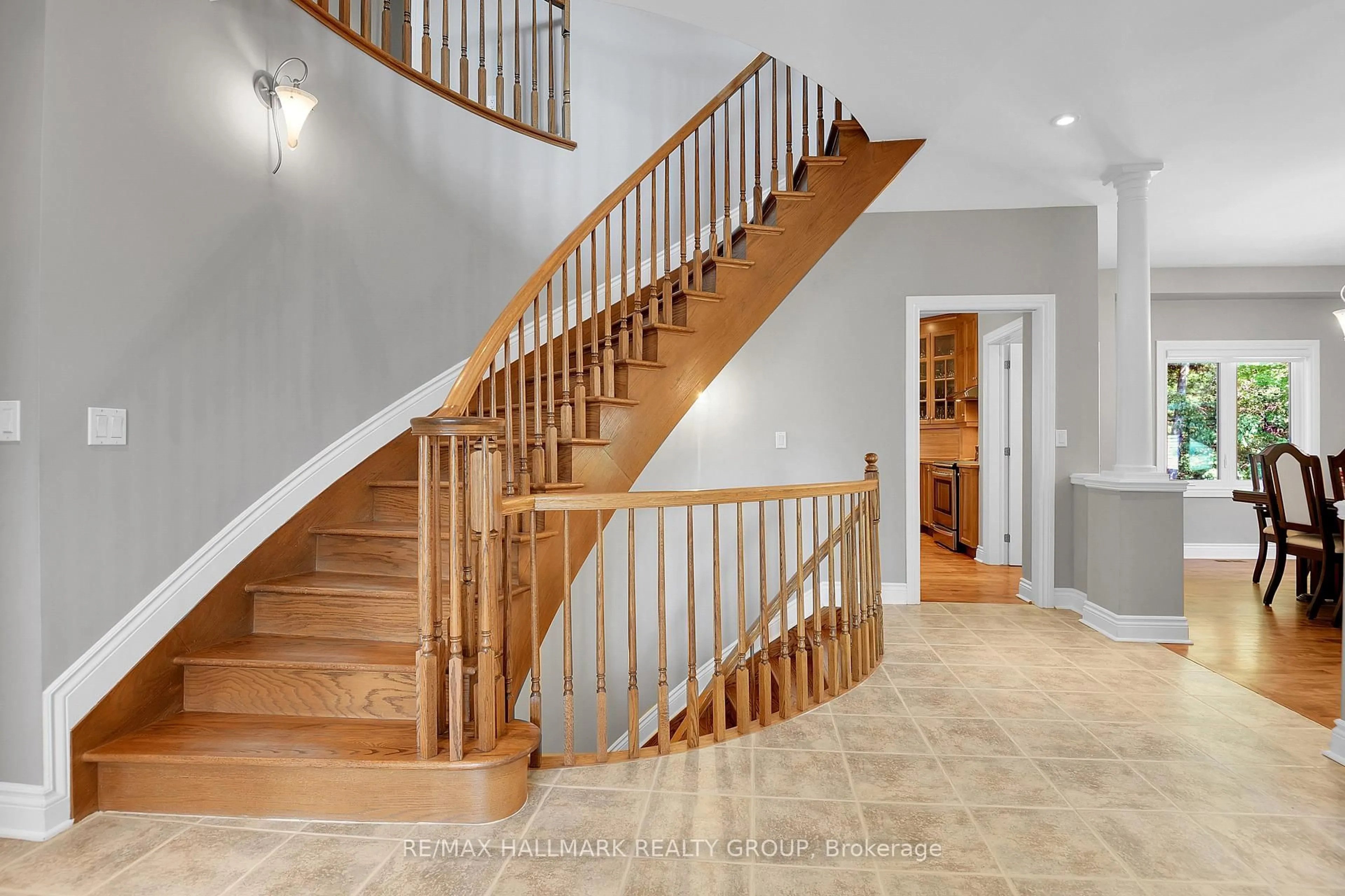Stairs for 1705 Silver Bark Ave, Orleans Ontario K1C 7A9