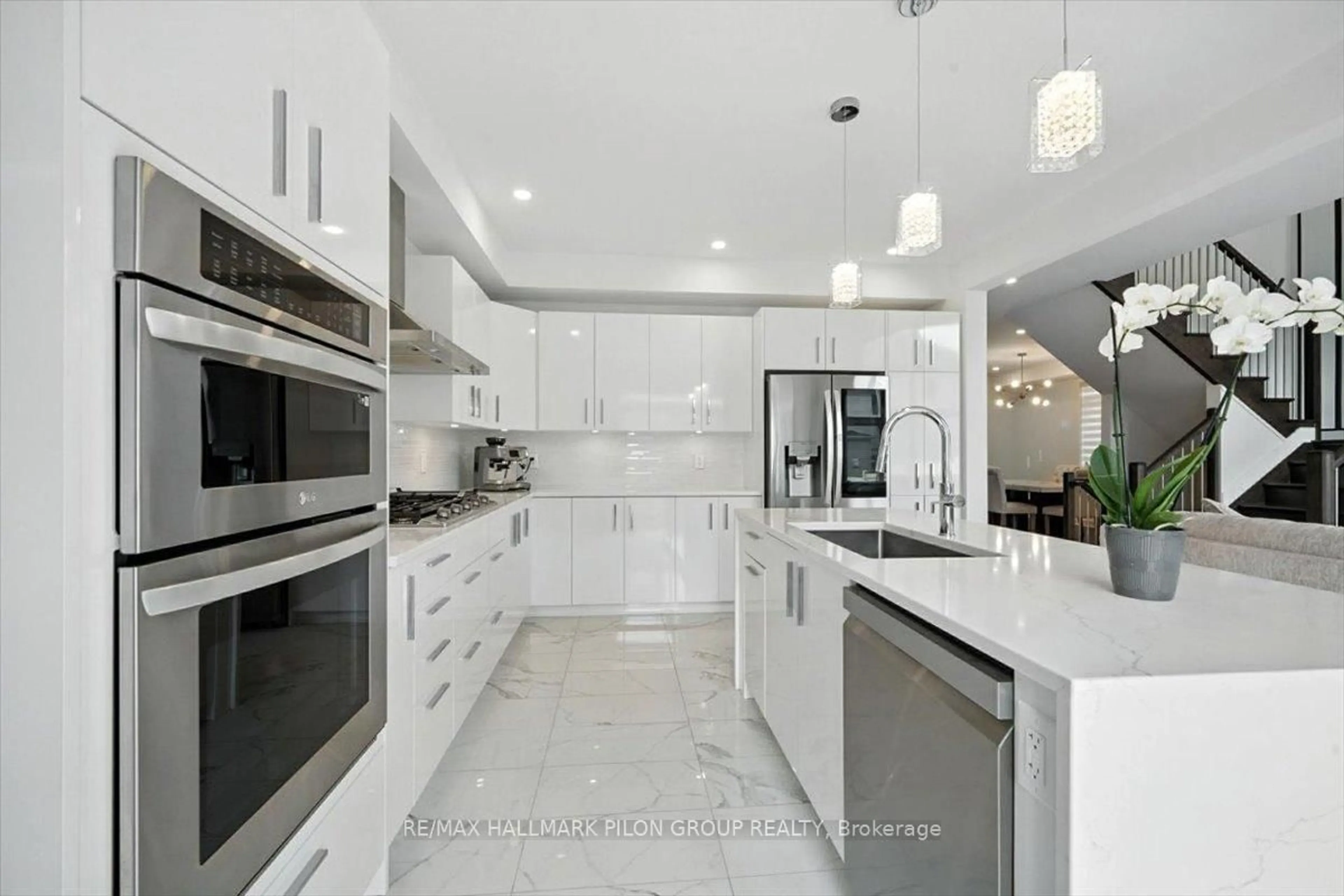 Contemporary kitchen, ceramic/tile floor for 72 Big Dipper St, Ottawa Ontario K4M 0L8