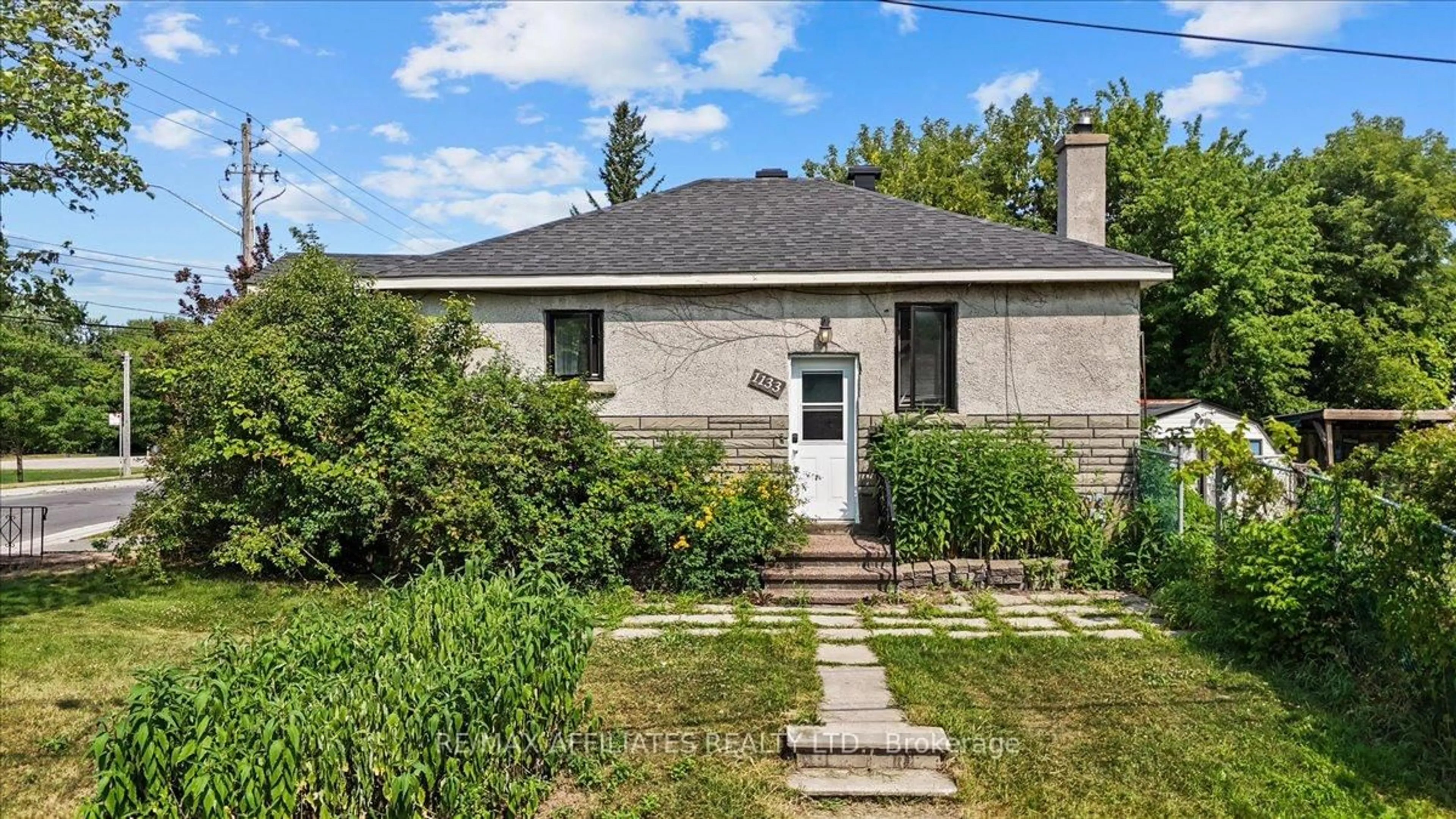 Unknown for 1133 Snow St, Ottawa Ontario K1J 7R5