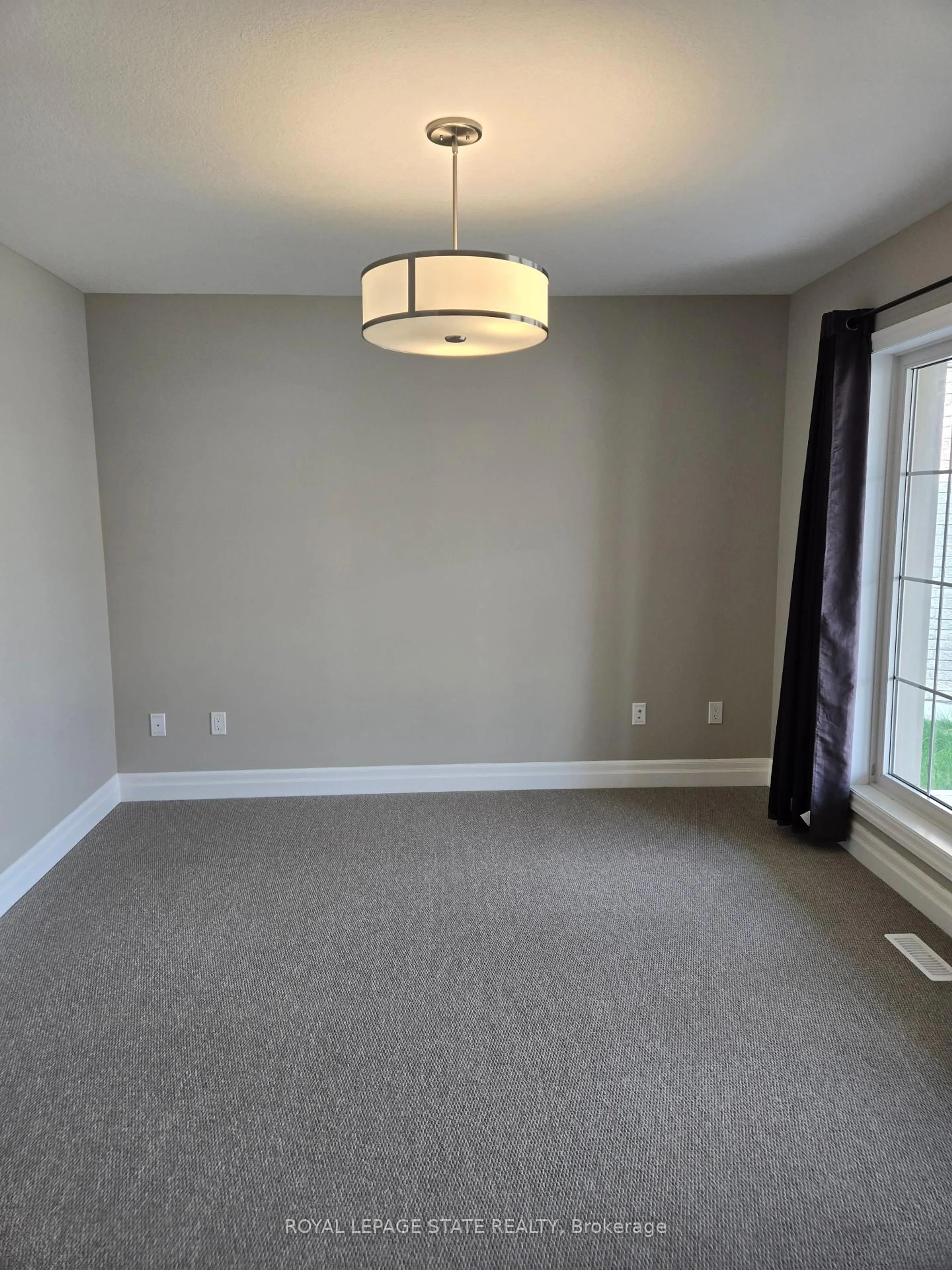 A pic of a room for 15 Dunning Way, St. Thomas Ontario N5R 0P7