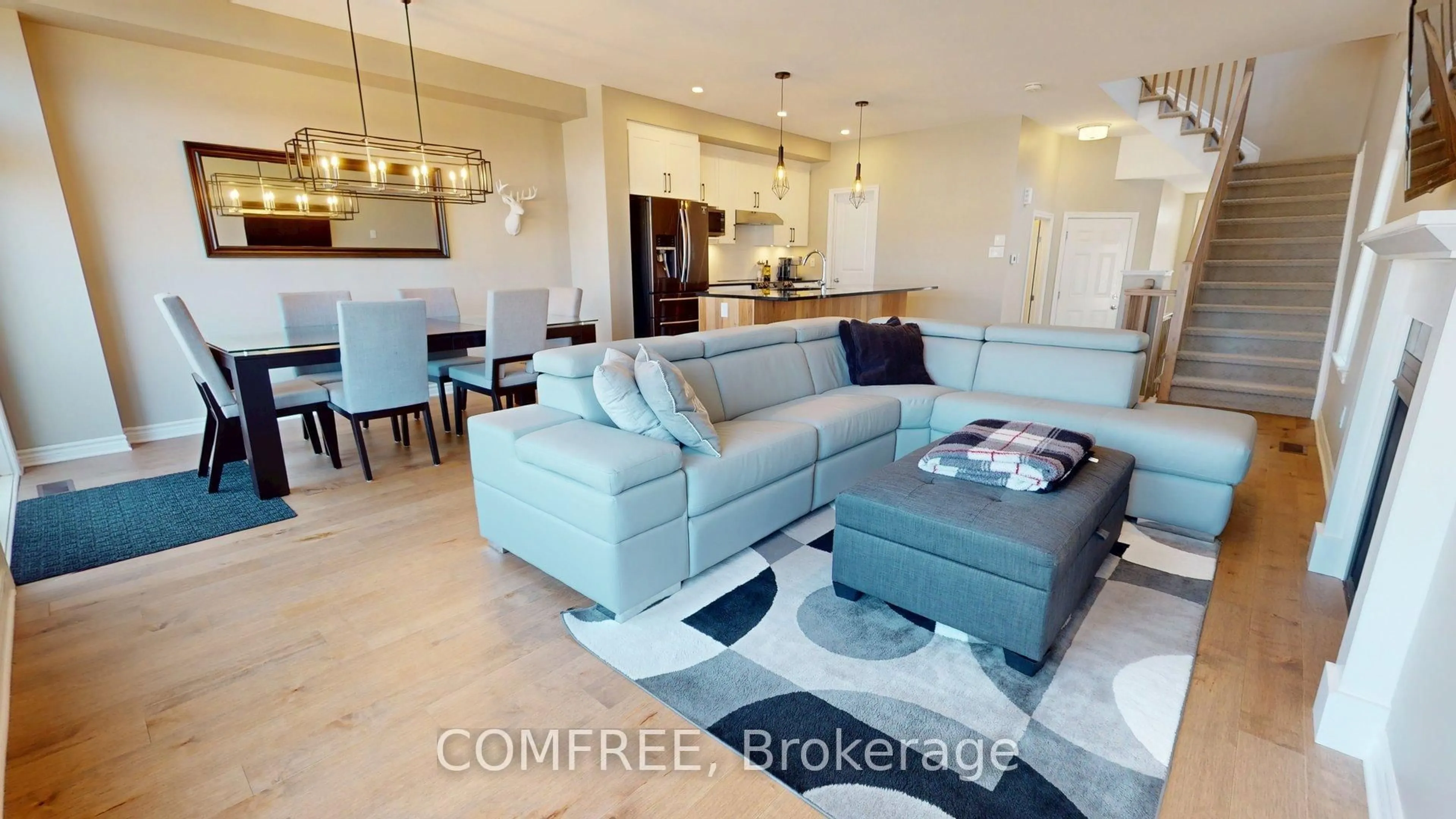 Living room with furniture, ceramic/tile floor for 338 Kanashtage Terr, Ottawa Ontario K4A 5J8
