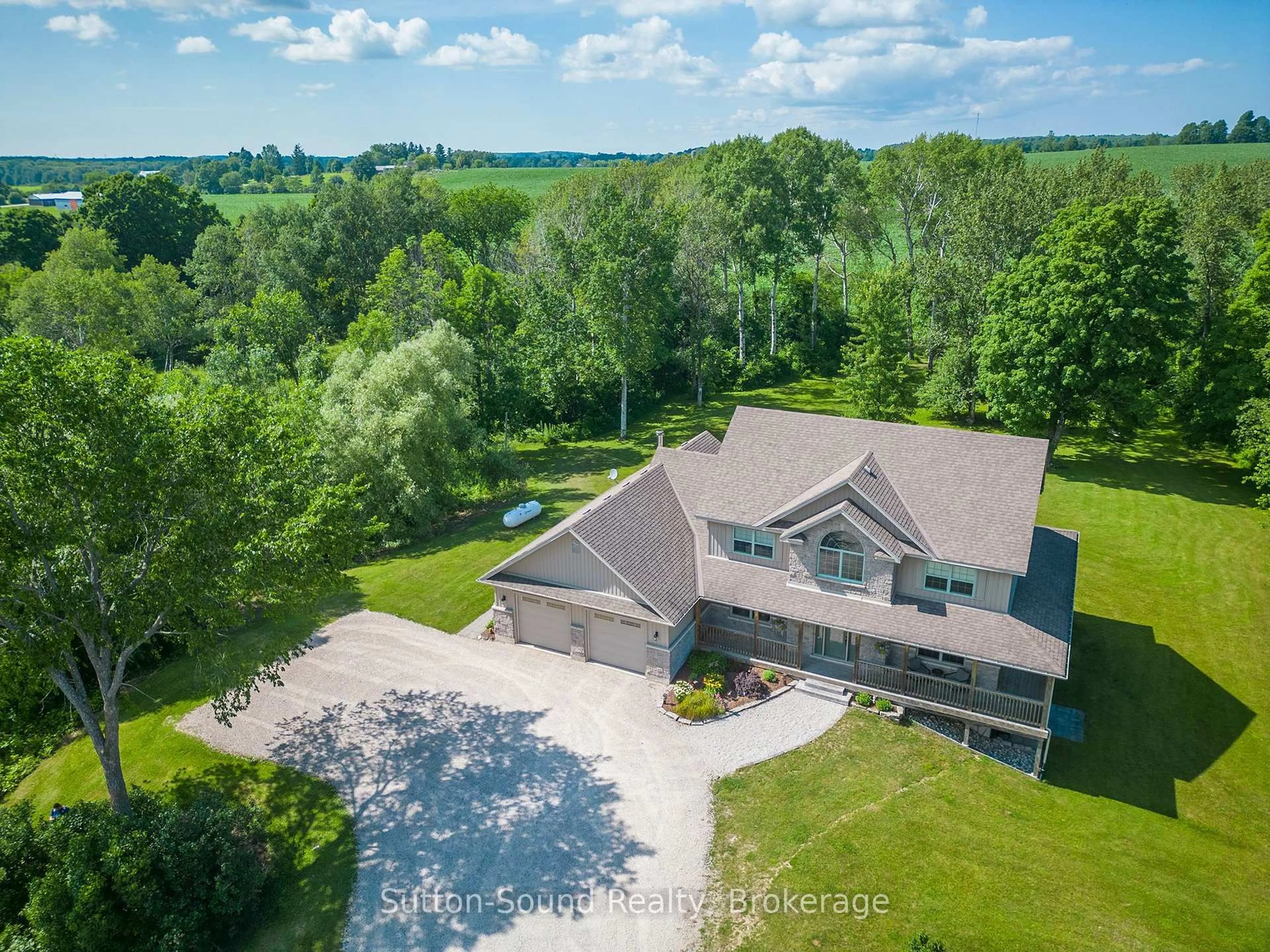 A pic from outside/outdoor area/front of a property/back of a property/a pic from drone, water/lake/river/ocean view for 802677 Grey 40 Rd, Chatsworth Ontario N0H 1G0