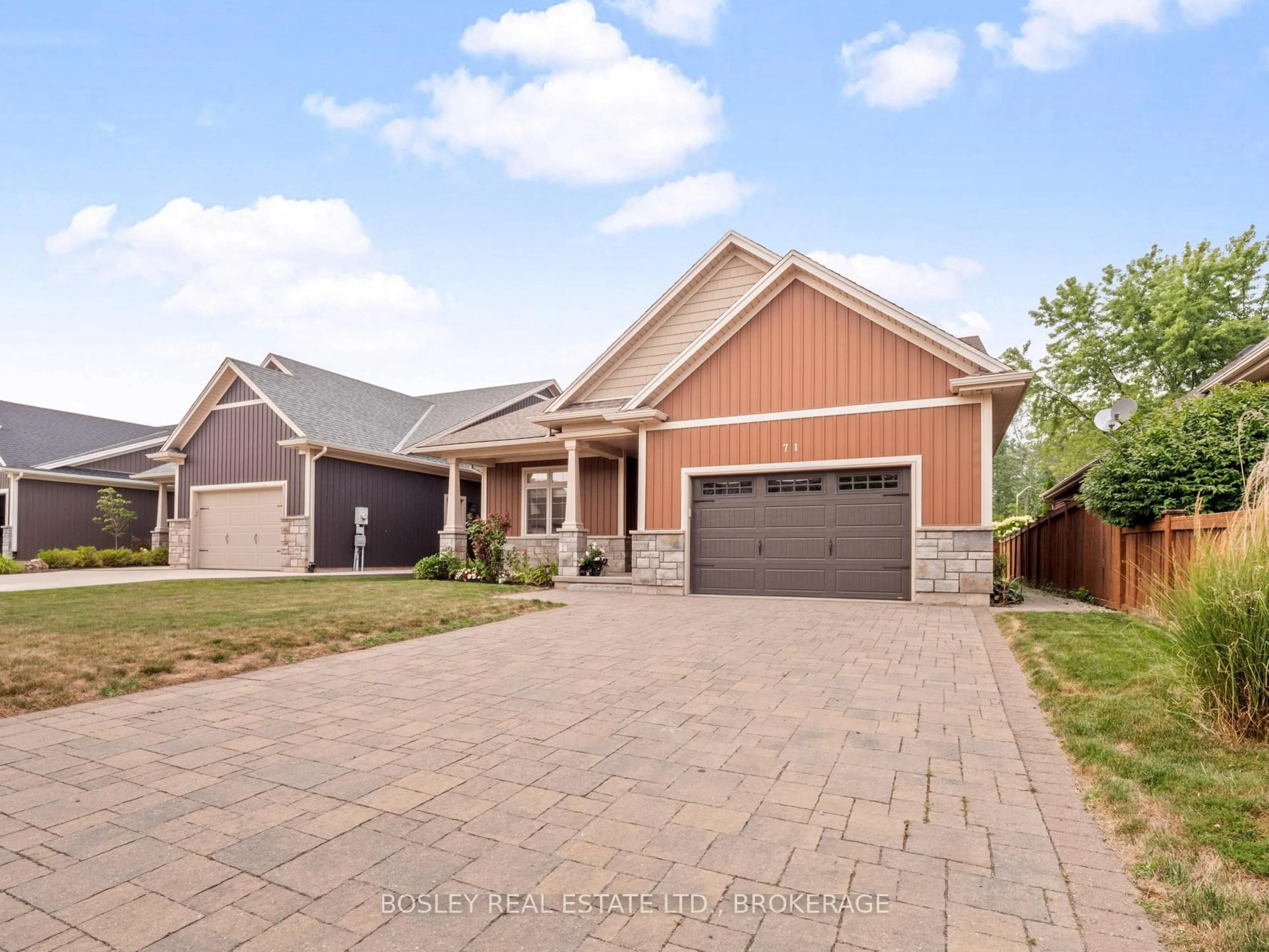 Home with brick exterior material, street for 71 WILLSON Crossing, Pelham Ontario L0S 1E4