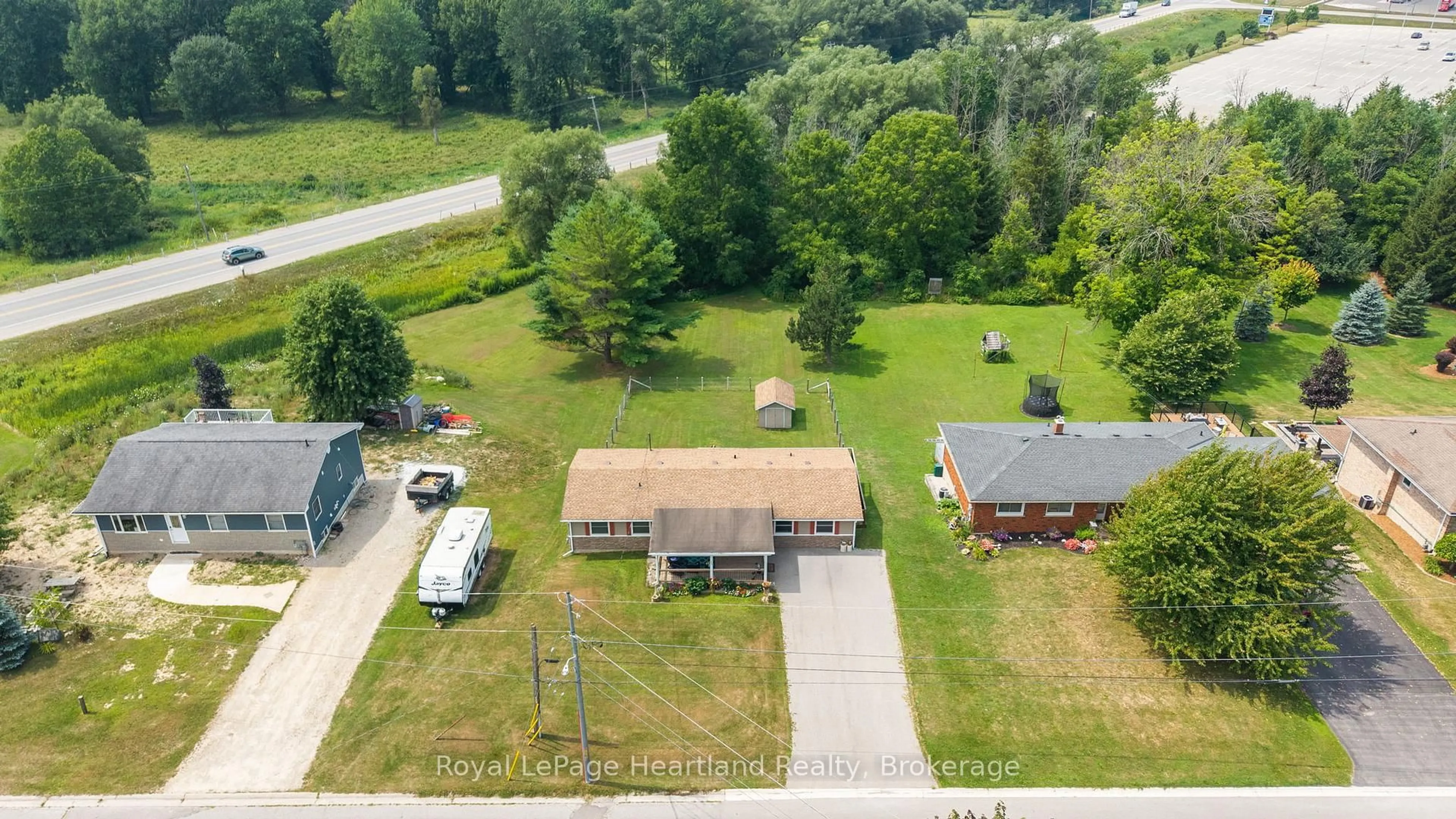 A pic from outside/outdoor area/front of a property/back of a property/a pic from drone, unknown for 246 DIAGONAL Rd, North Huron Ontario N0G 2W0