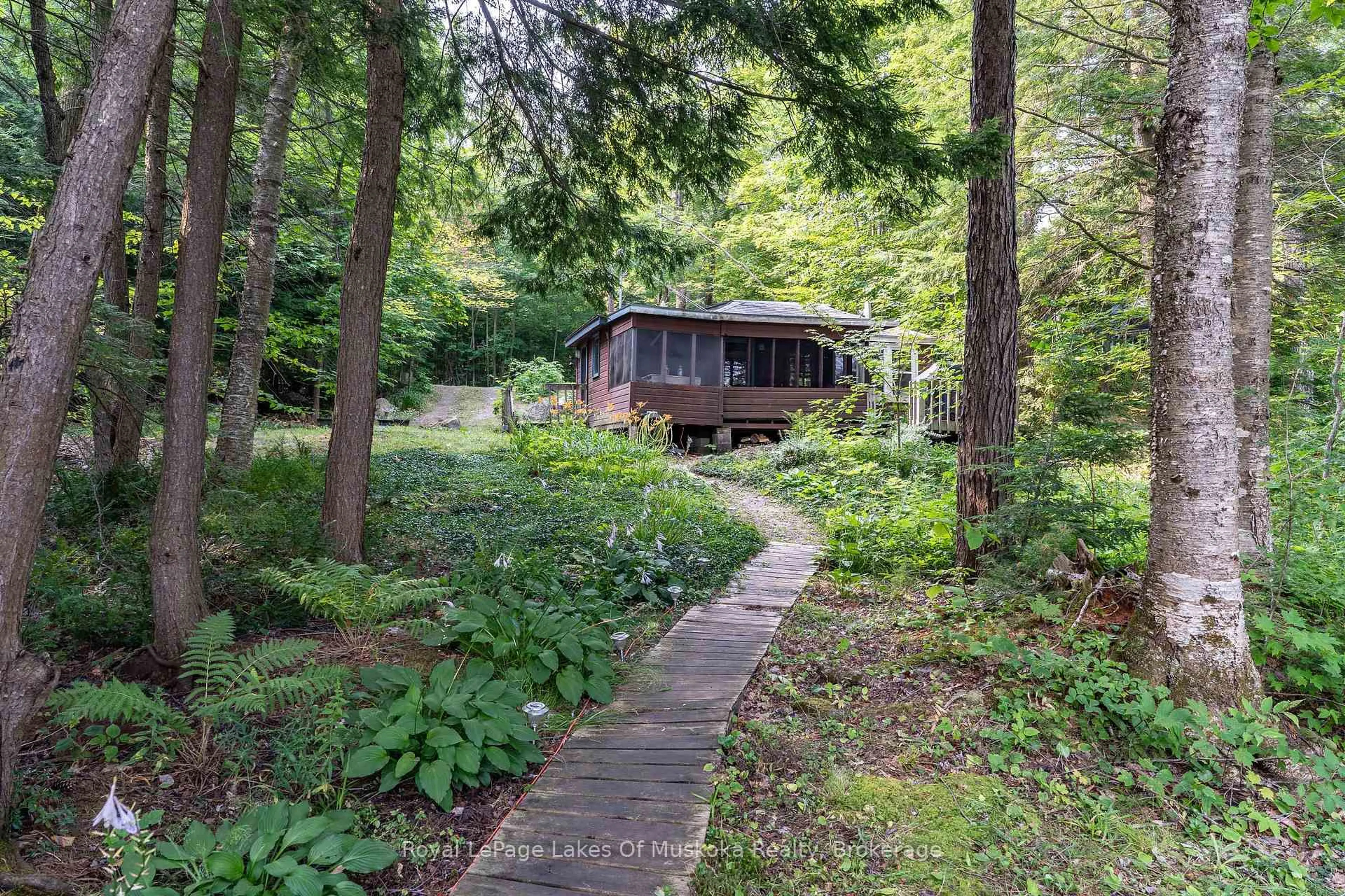 Unknown for 1072 Long Lake Rd, Muskoka Lakes Ontario P0C 1A0