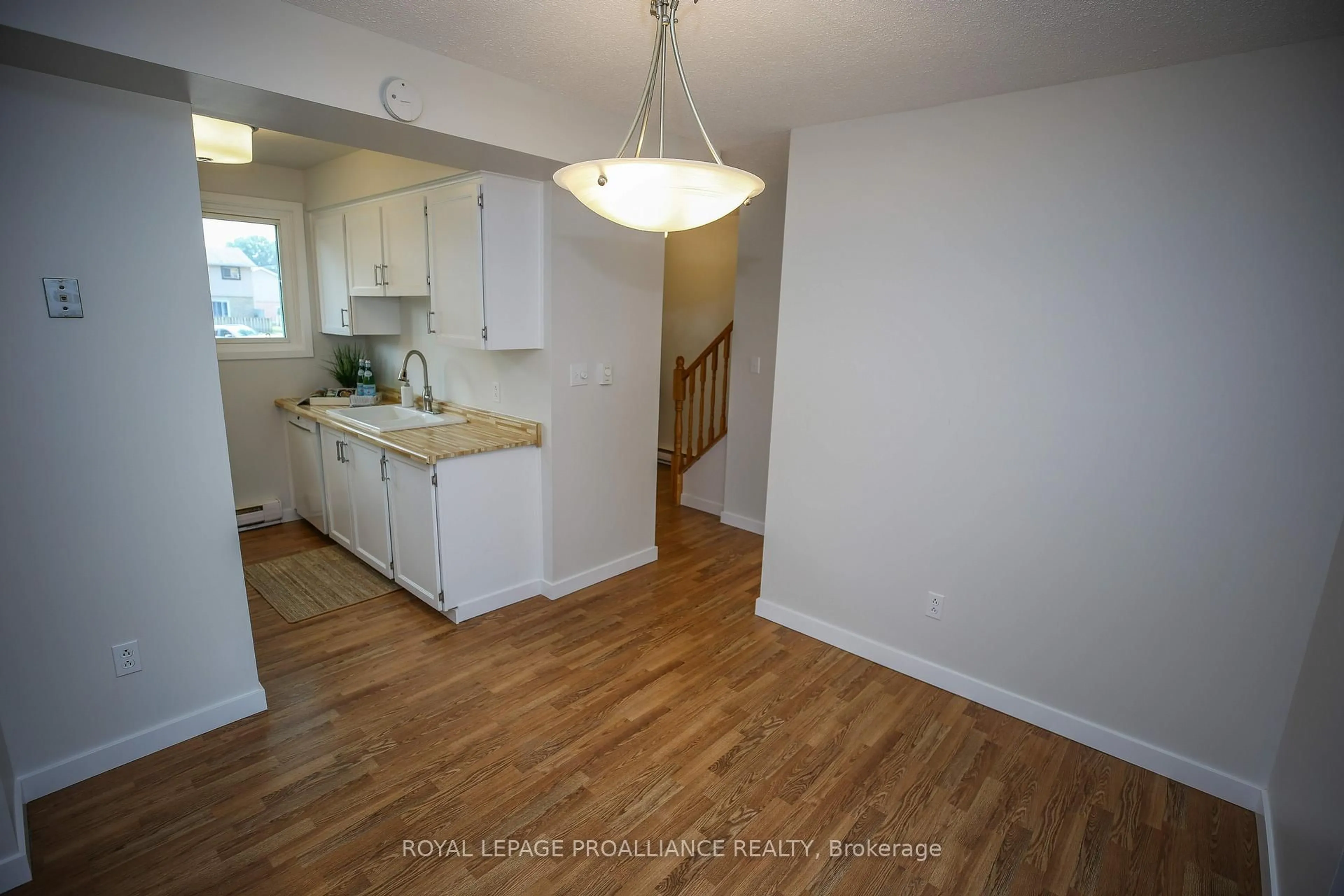 Unknown for 1271 Millwood Ave #7, Brockville Ontario K6V 6J4