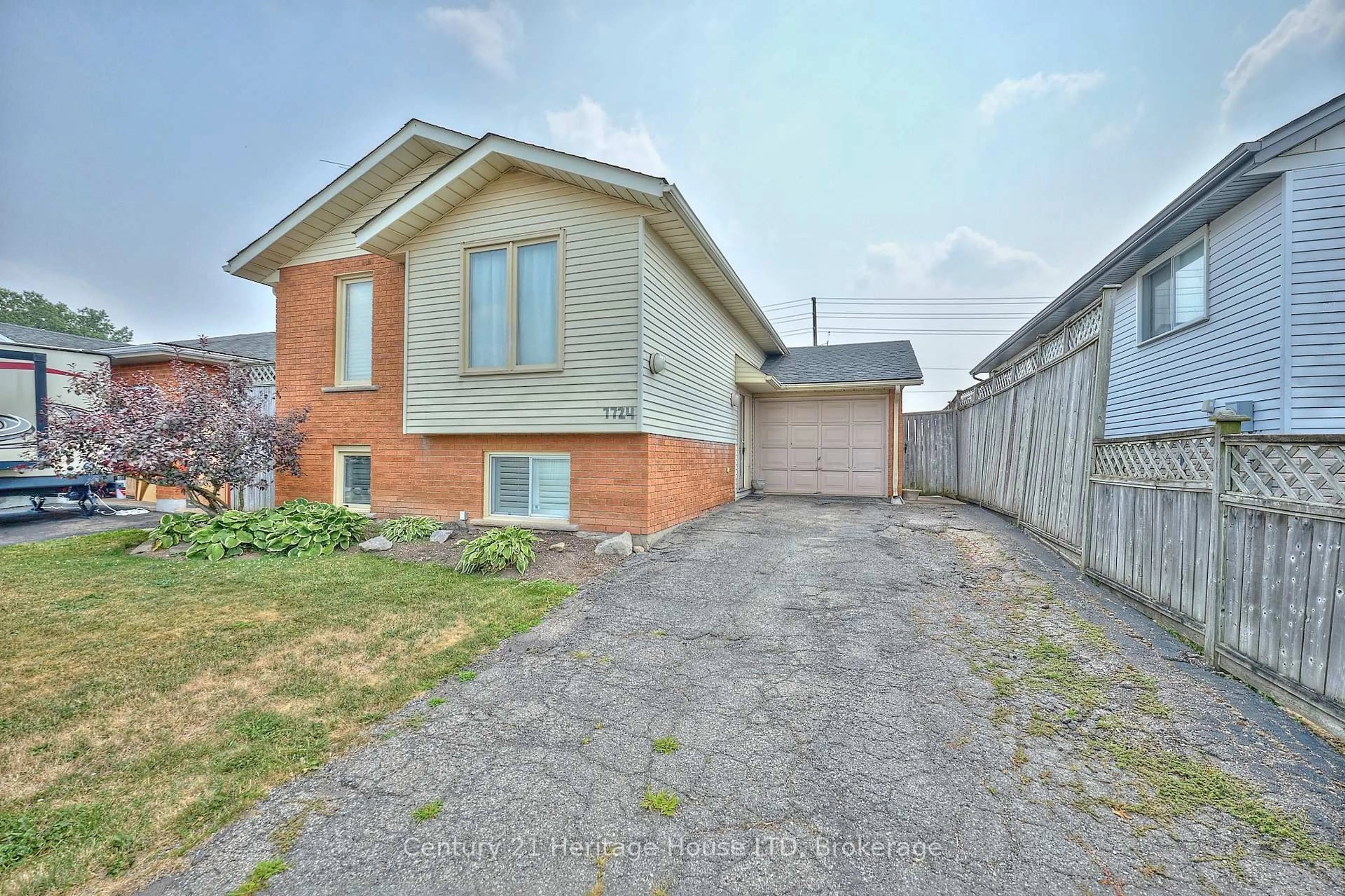 Unknown for 7724 Donlee Dr, Niagara Falls Ontario L2H 2N5