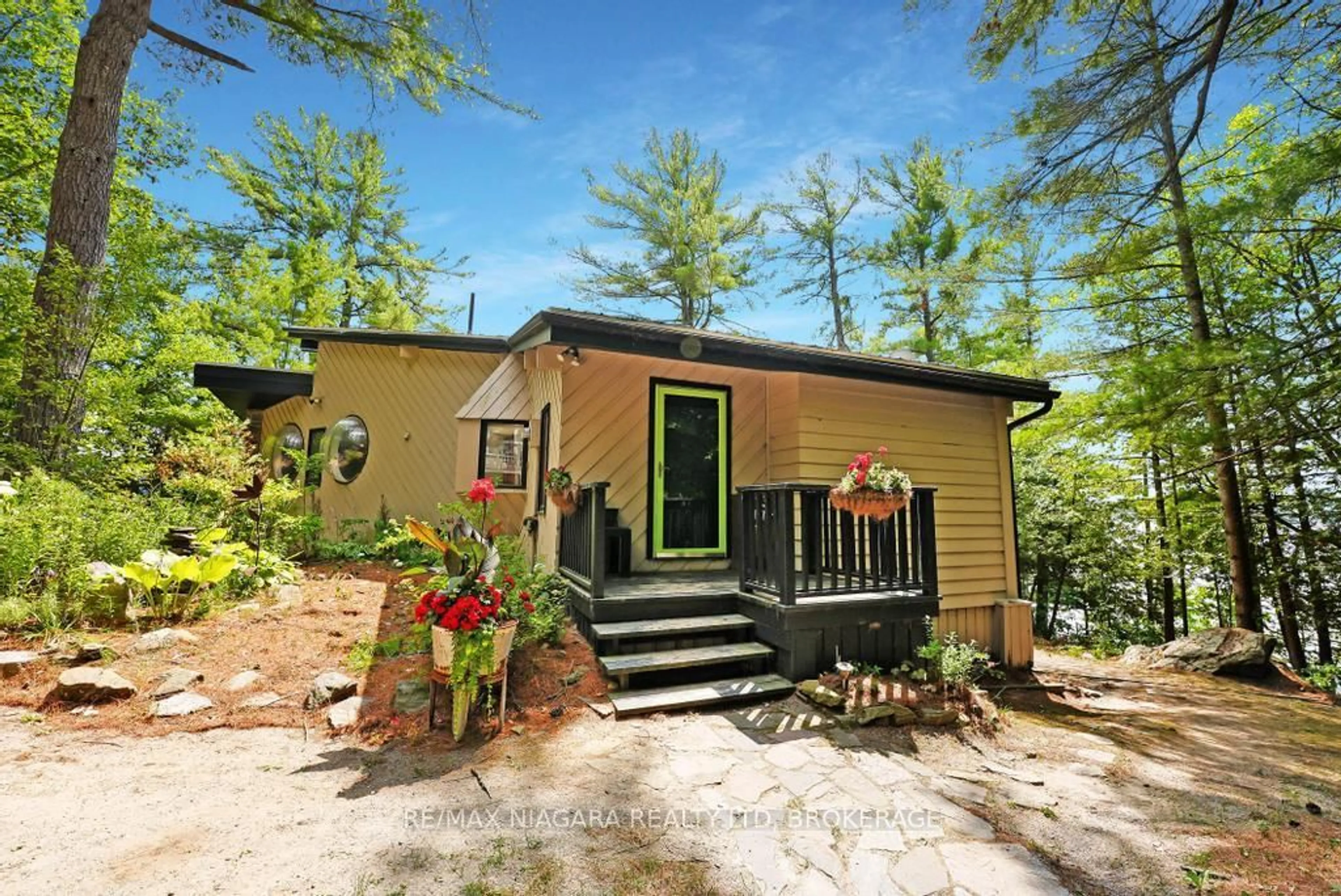 Unknown for 1009 Mercedes Dr, Minden Hills Ontario K0M 2K0