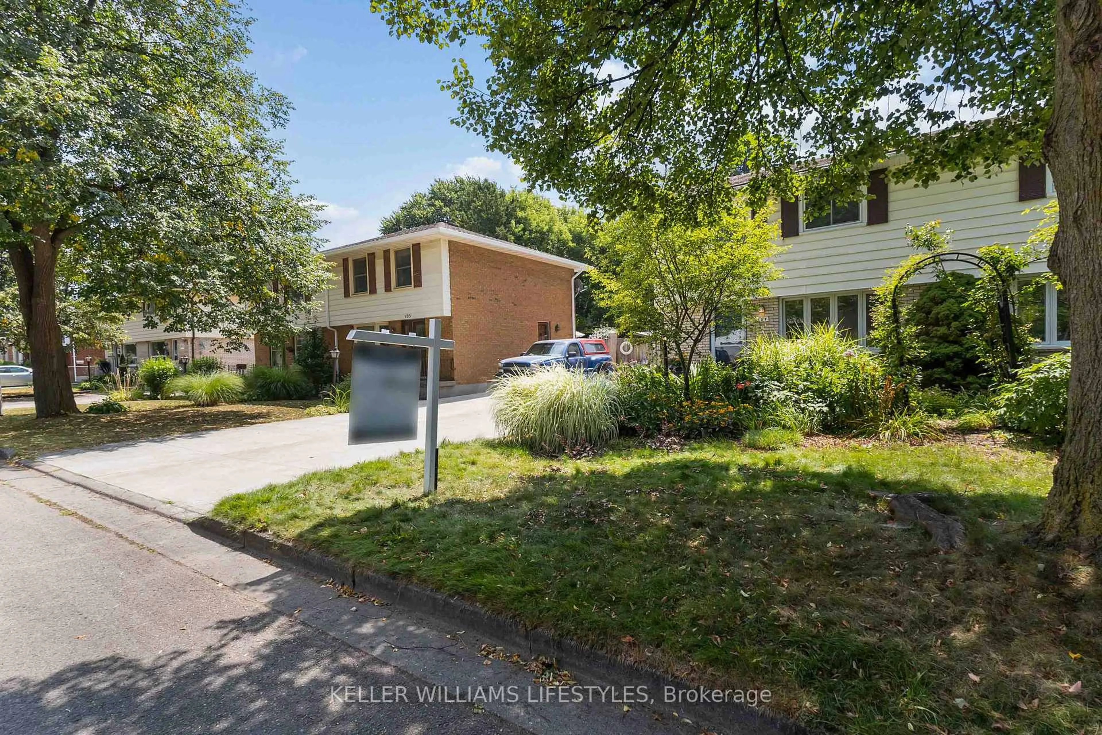 Unknown for 107 Cecilia Ave, London East Ontario N5Y 3Z9