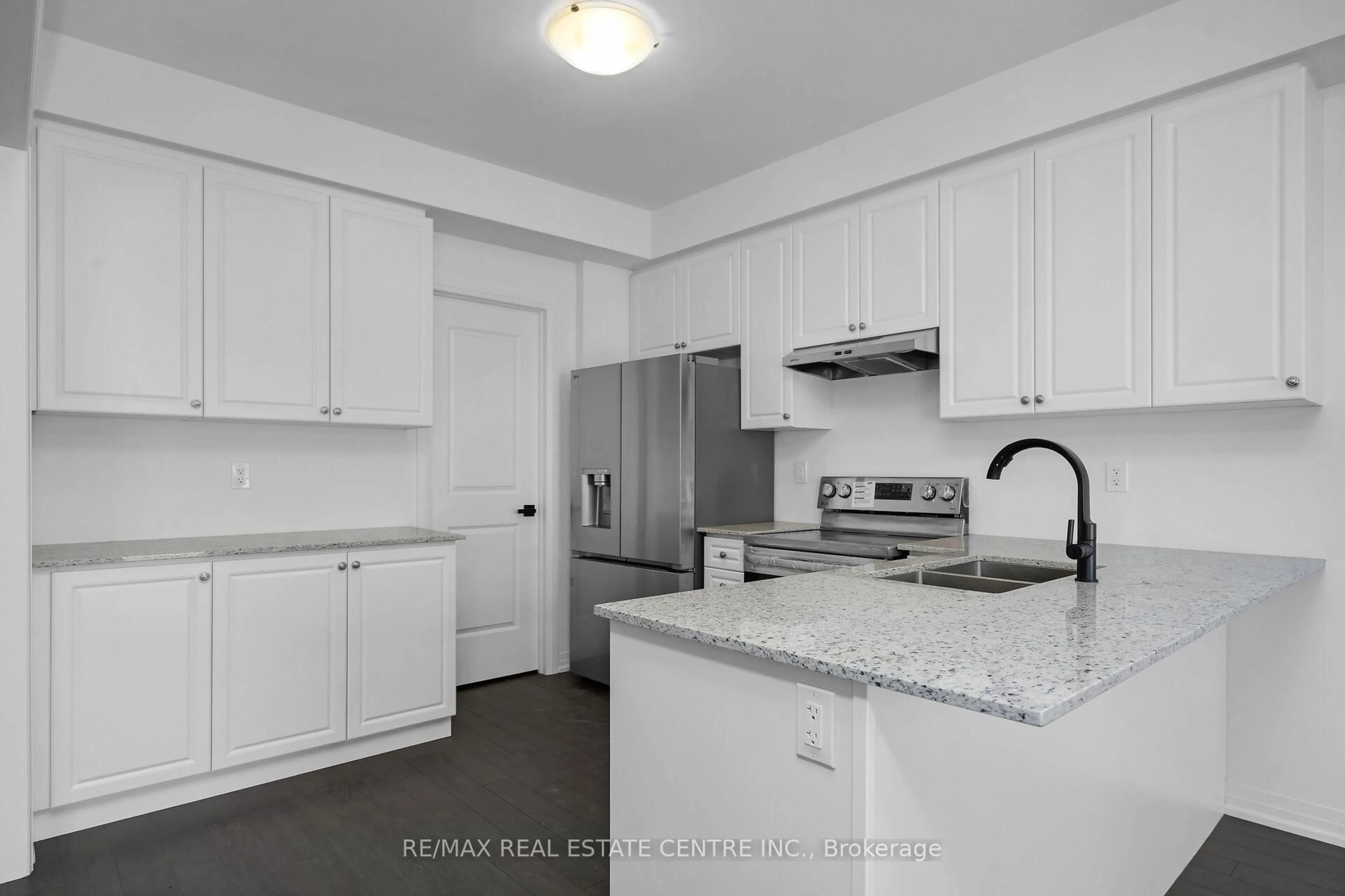 Standard kitchen, unknown for 140 Sanders Rd, Erin Ontario N0B 1T0