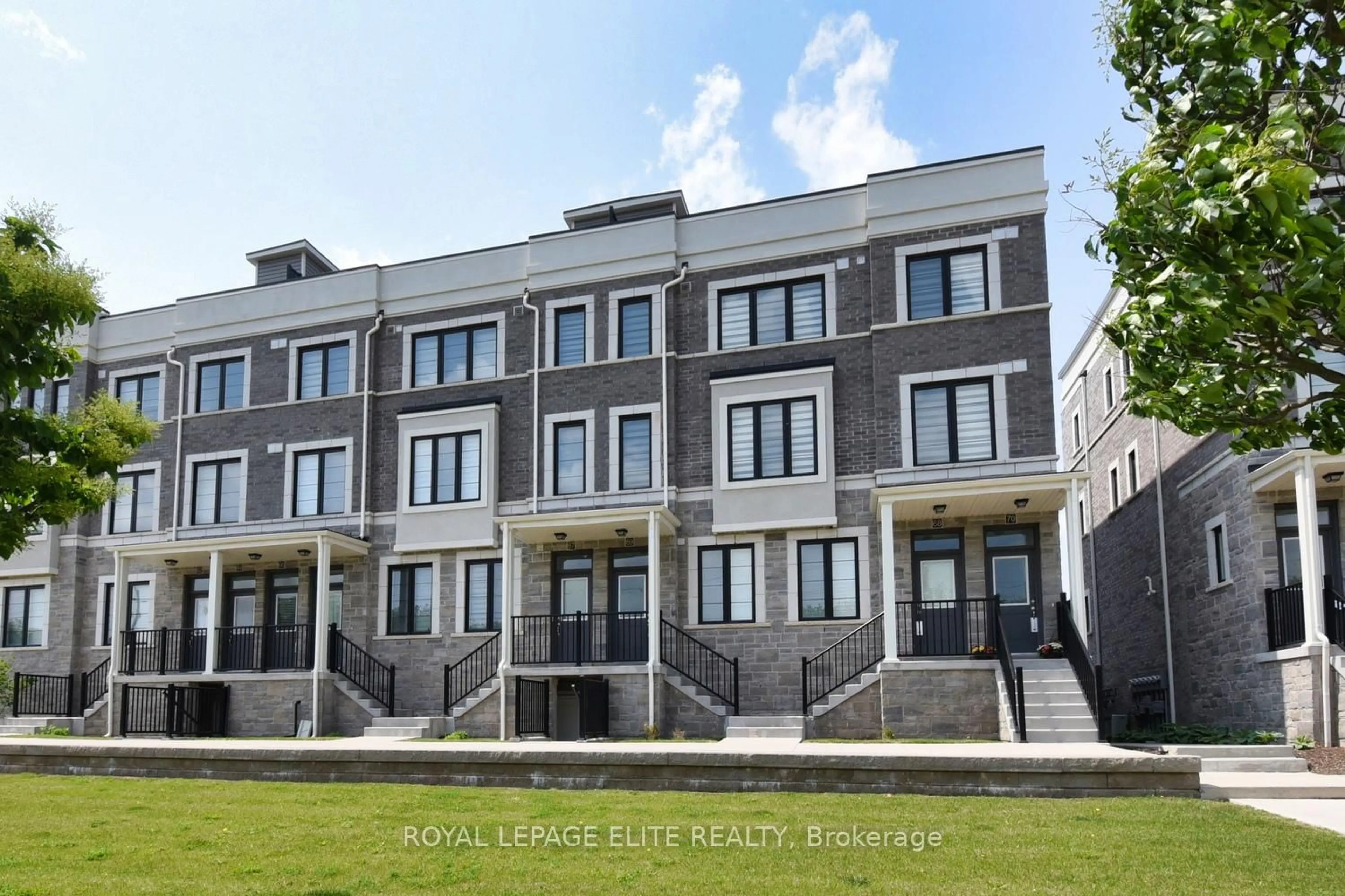 Unknown for 383 DUNDAS St #69, Hamilton Ontario L8B 1X6