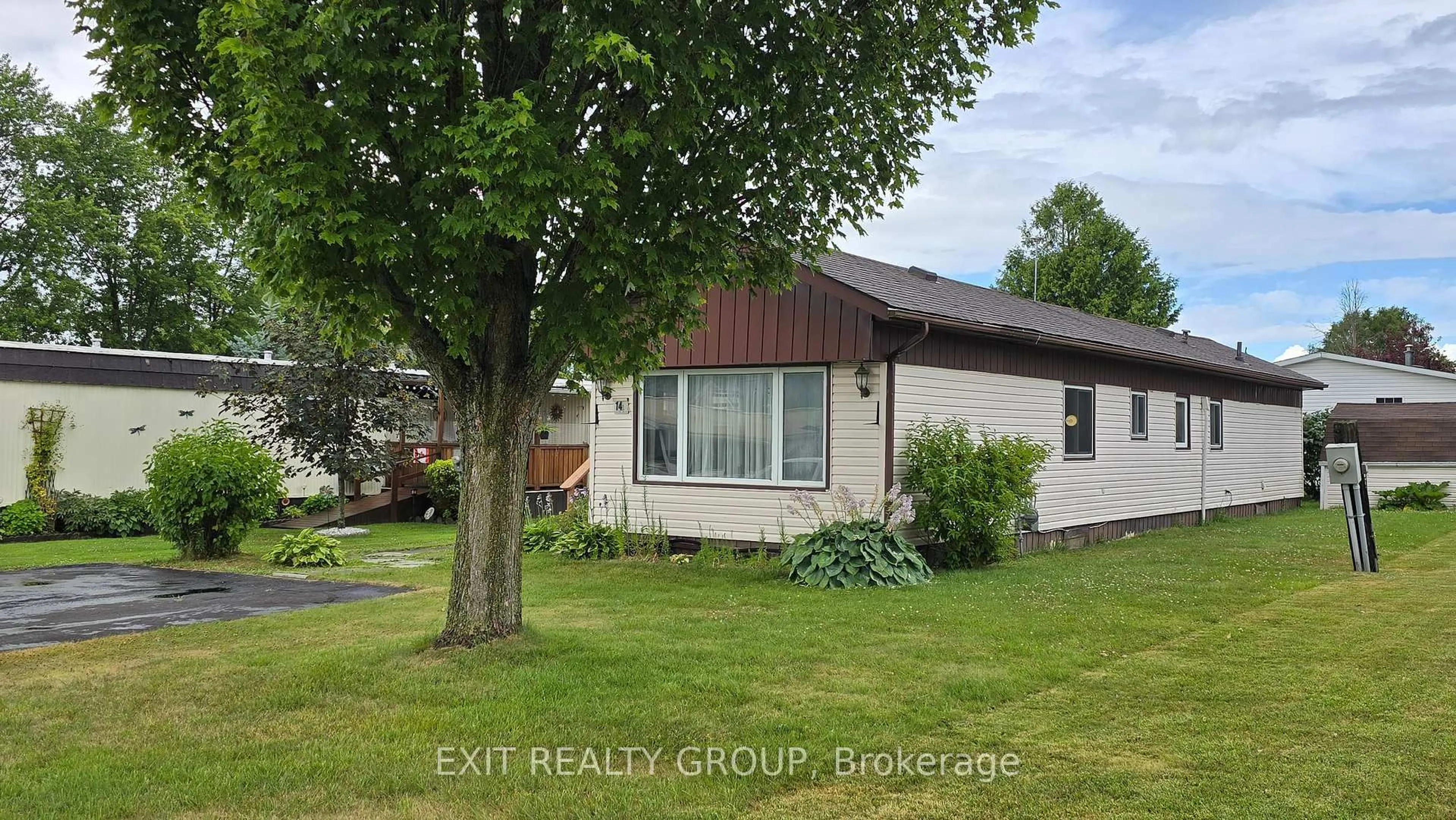 Home with vinyl exterior material, street for 14 Killdeer Lane, Ameliasburgh Ontario K8N 4Z7