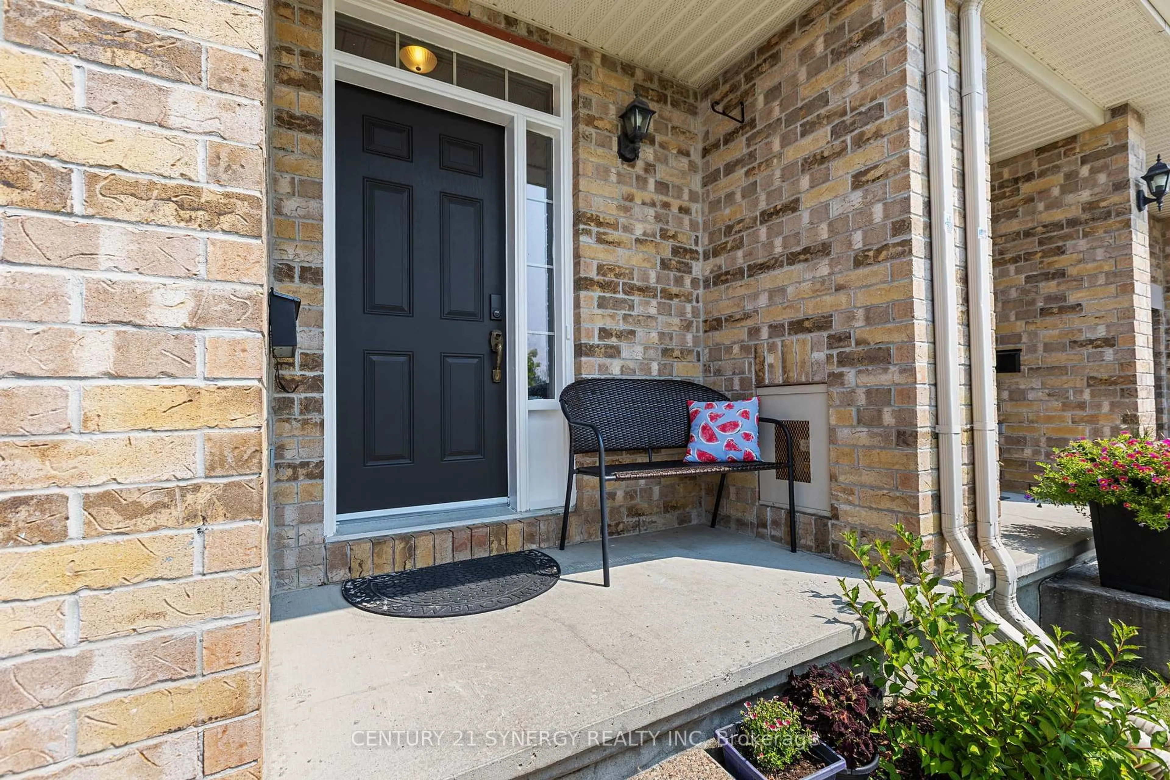Indoor entryway for 1790 Plainridge Cres, Orleans Ontario K4A 0M2