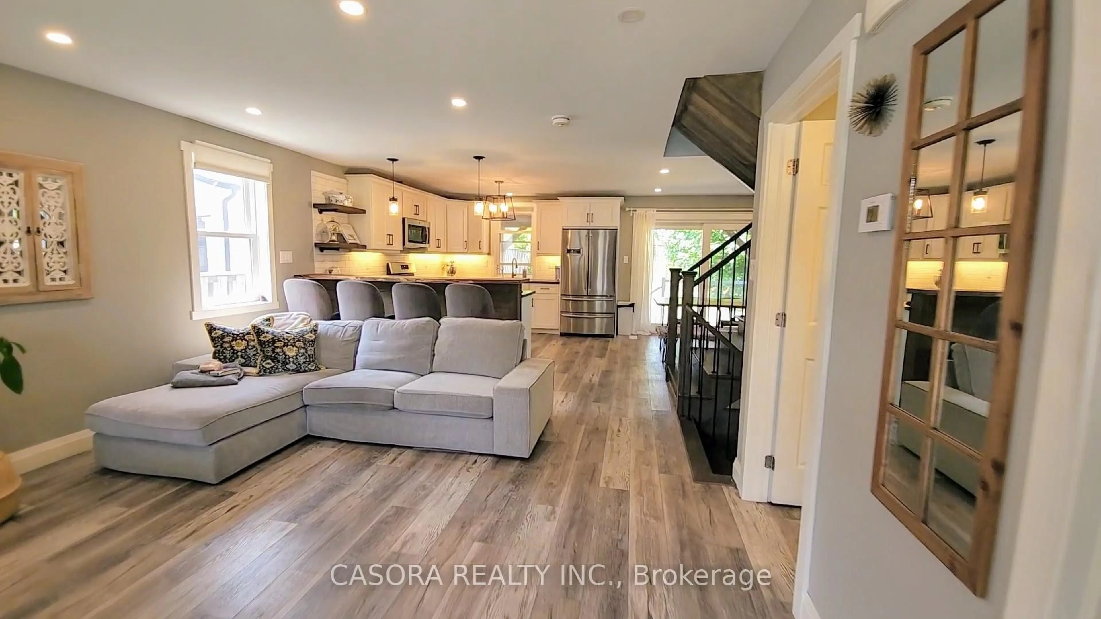 Open concept kitchen, unknown for 324 East 43rd St, Hamilton Ontario L8T 3C7