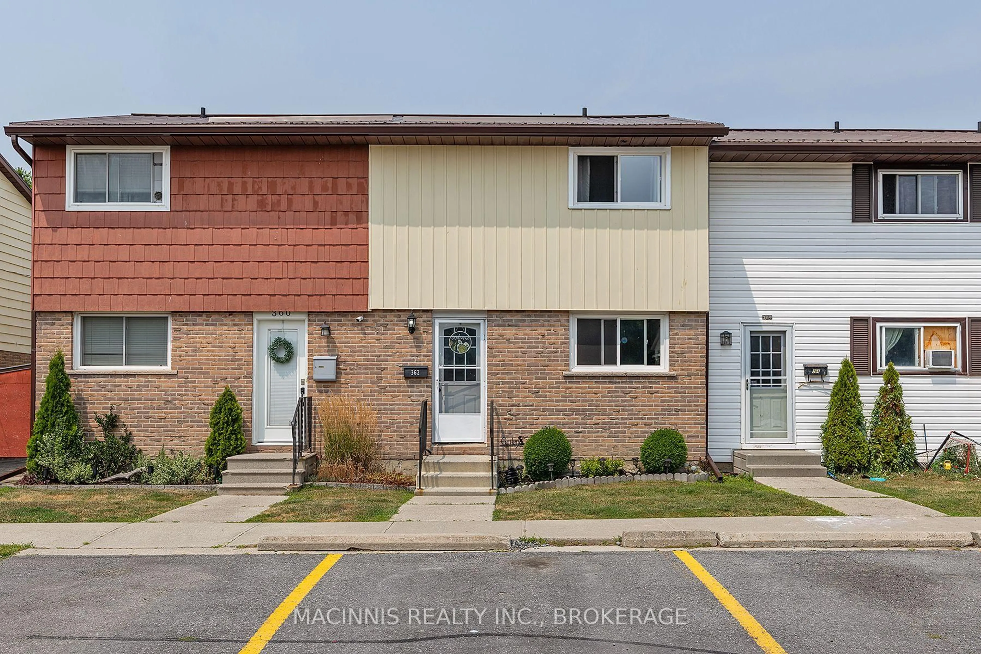 Unknown for 362 Forsyth St, Gananoque Ontario K7G 2Y1