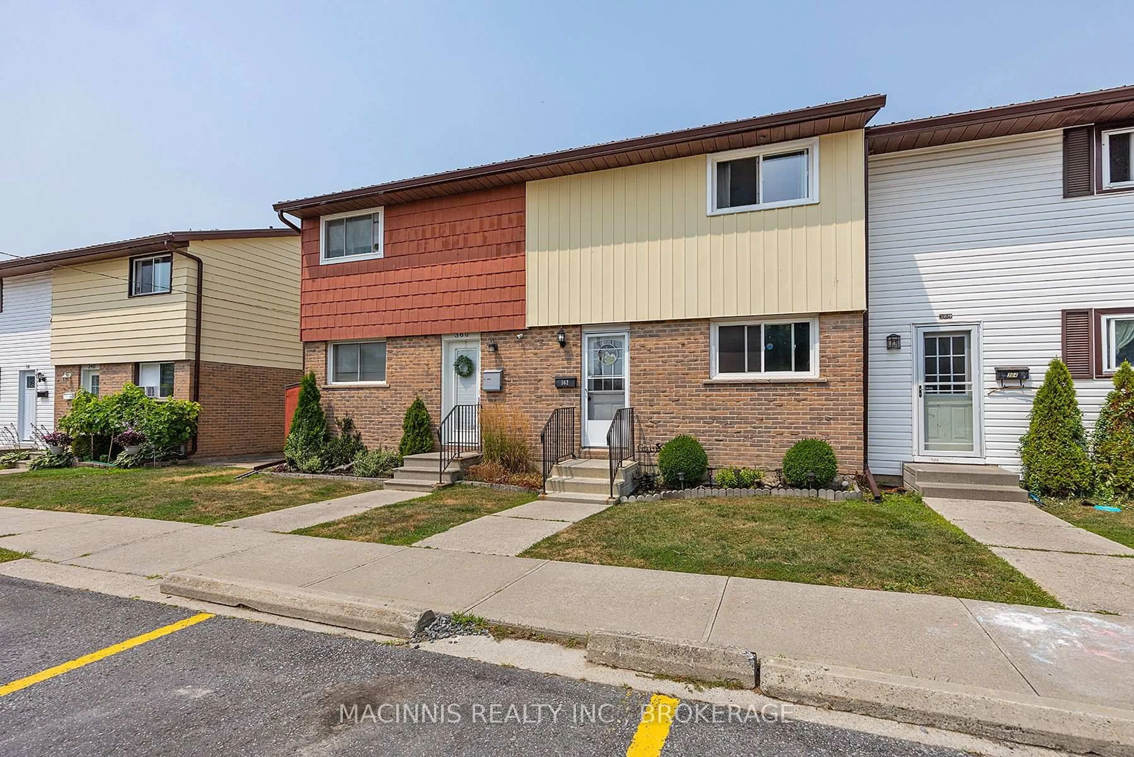 Unknown for 362 Forsyth St, Gananoque Ontario K7G 2Y1