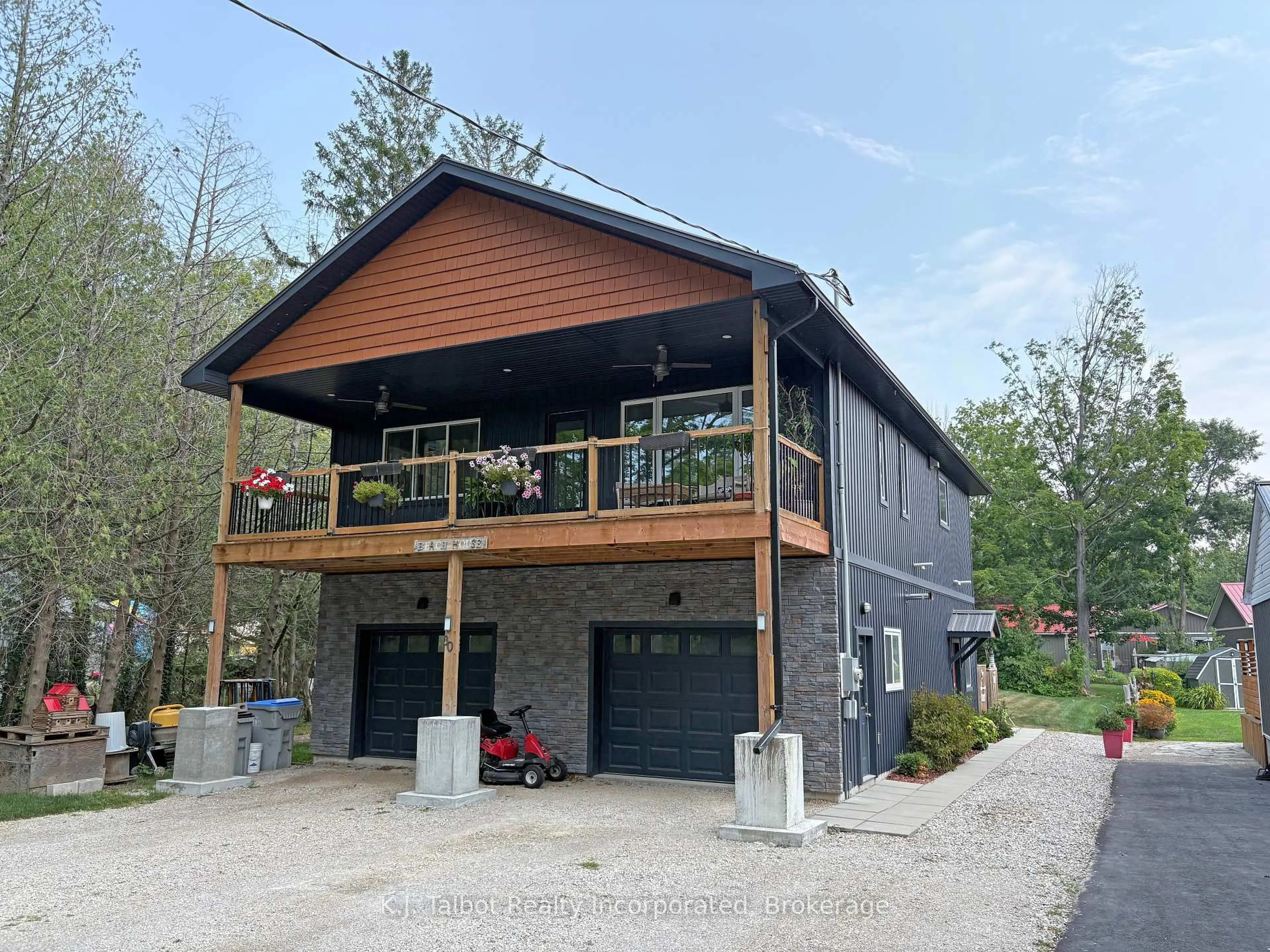 Unknown for 30 Bluewater Dr, Central Huron Ontario N7A 3X8